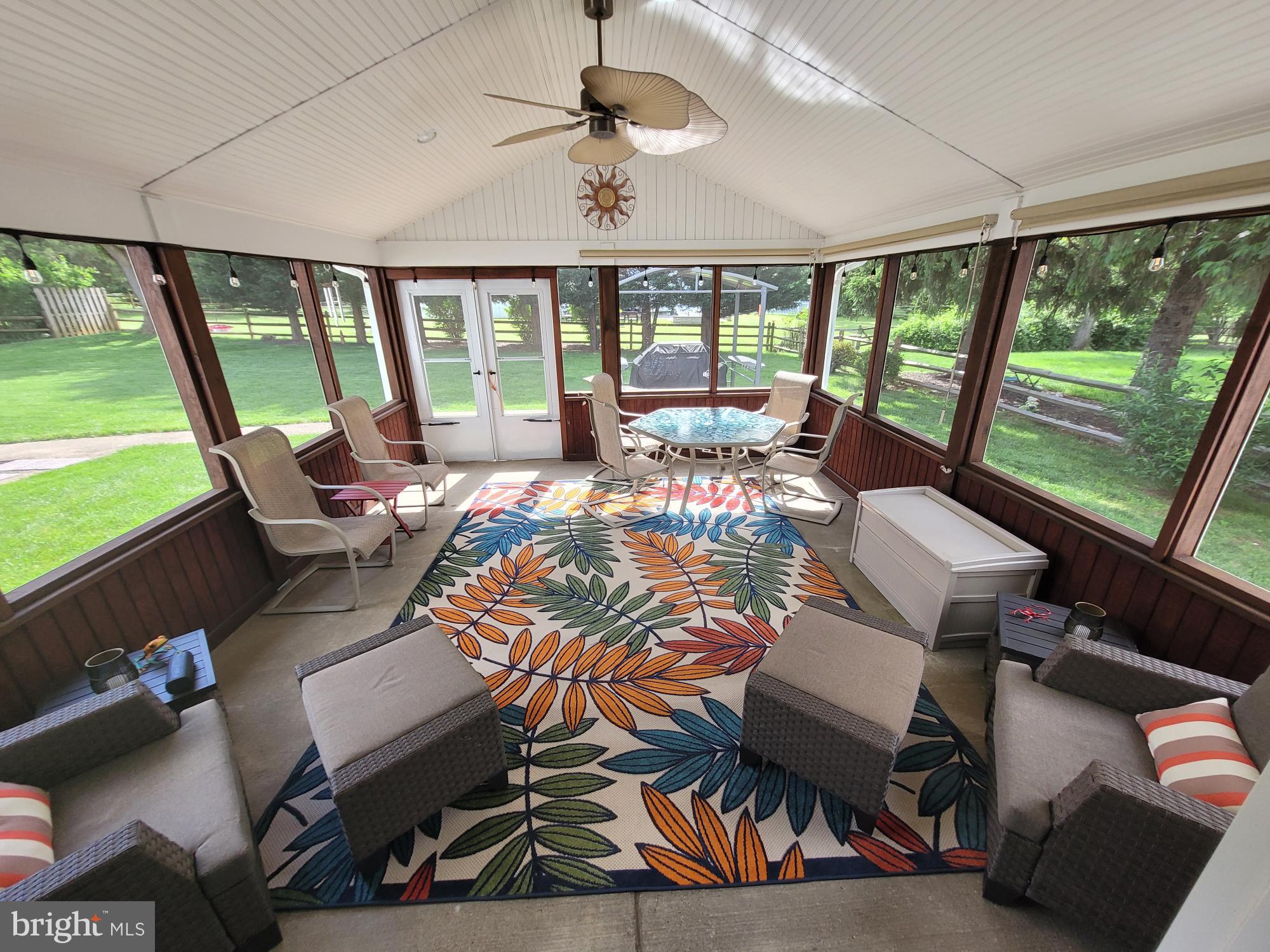 NORBECK ESTATES - Residential