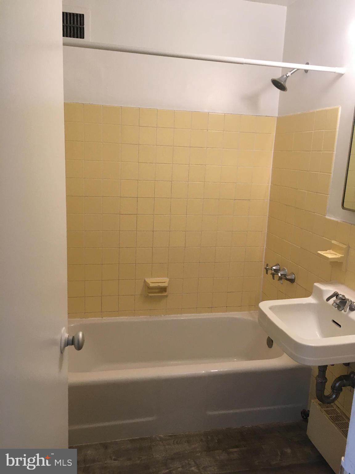 RIVER PLACE - Residential