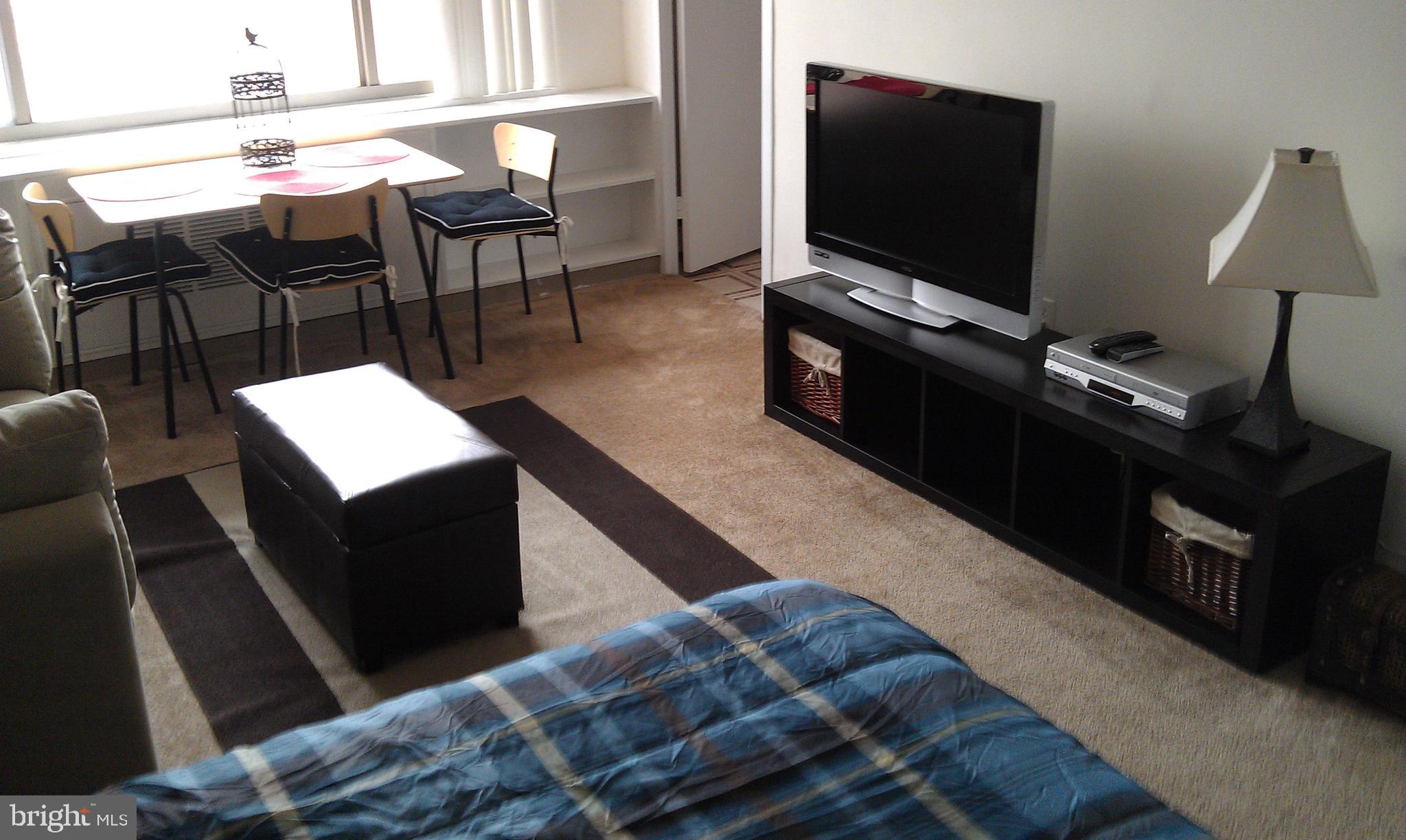 RIVER PLACE - Residential