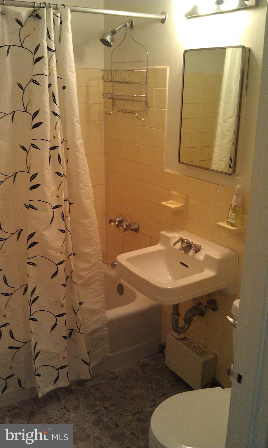 RIVER PLACE - Residential