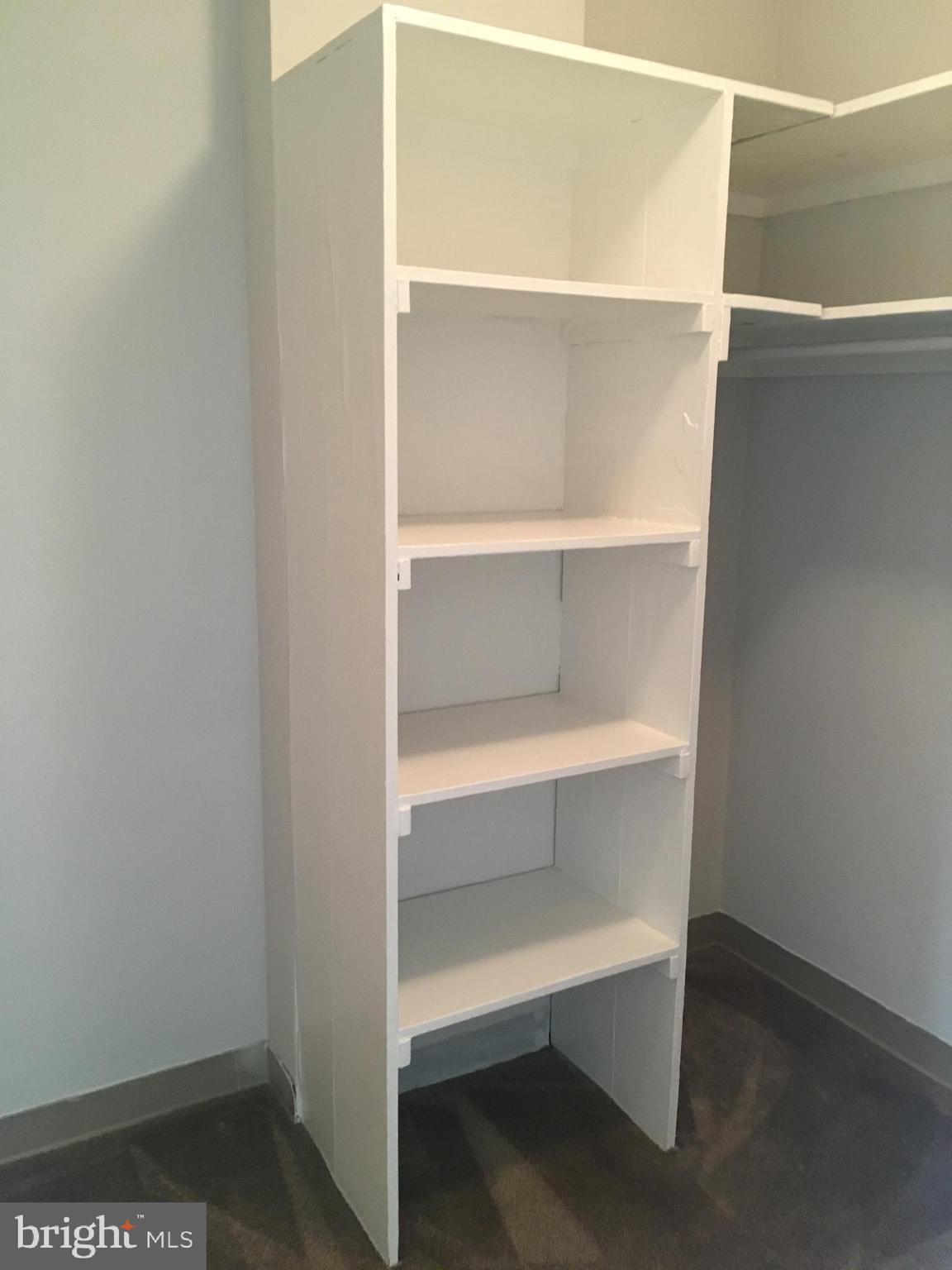 RIVER PLACE - Residential