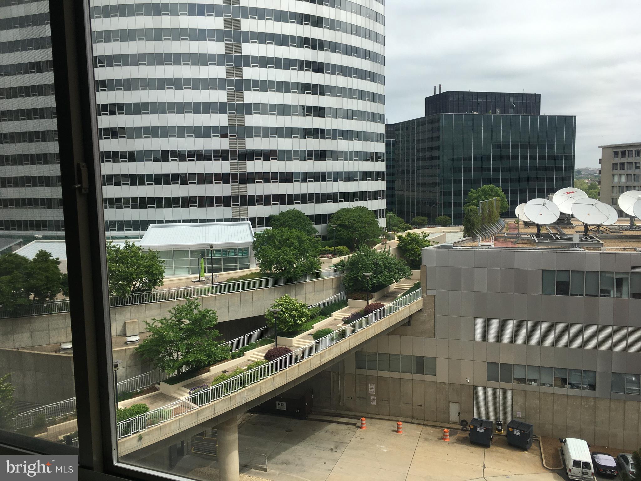 RIVER PLACE - Residential