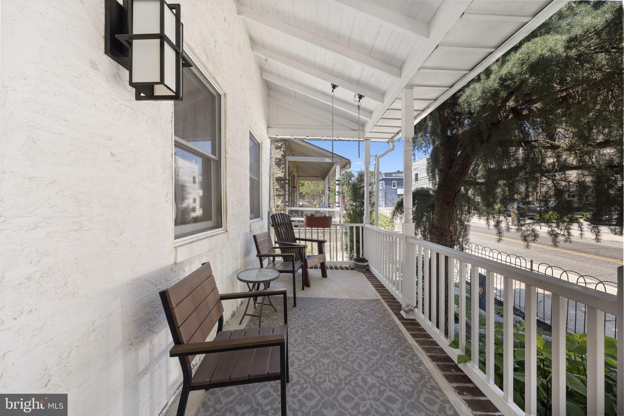 4410 MANAYUNK AVENUE