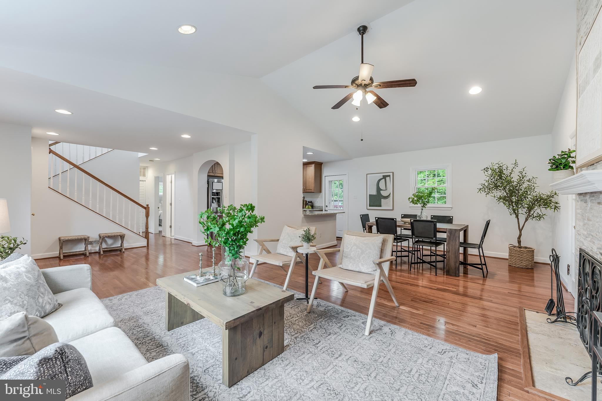 3447 LITTLE HUNTING CREEK DRIVE