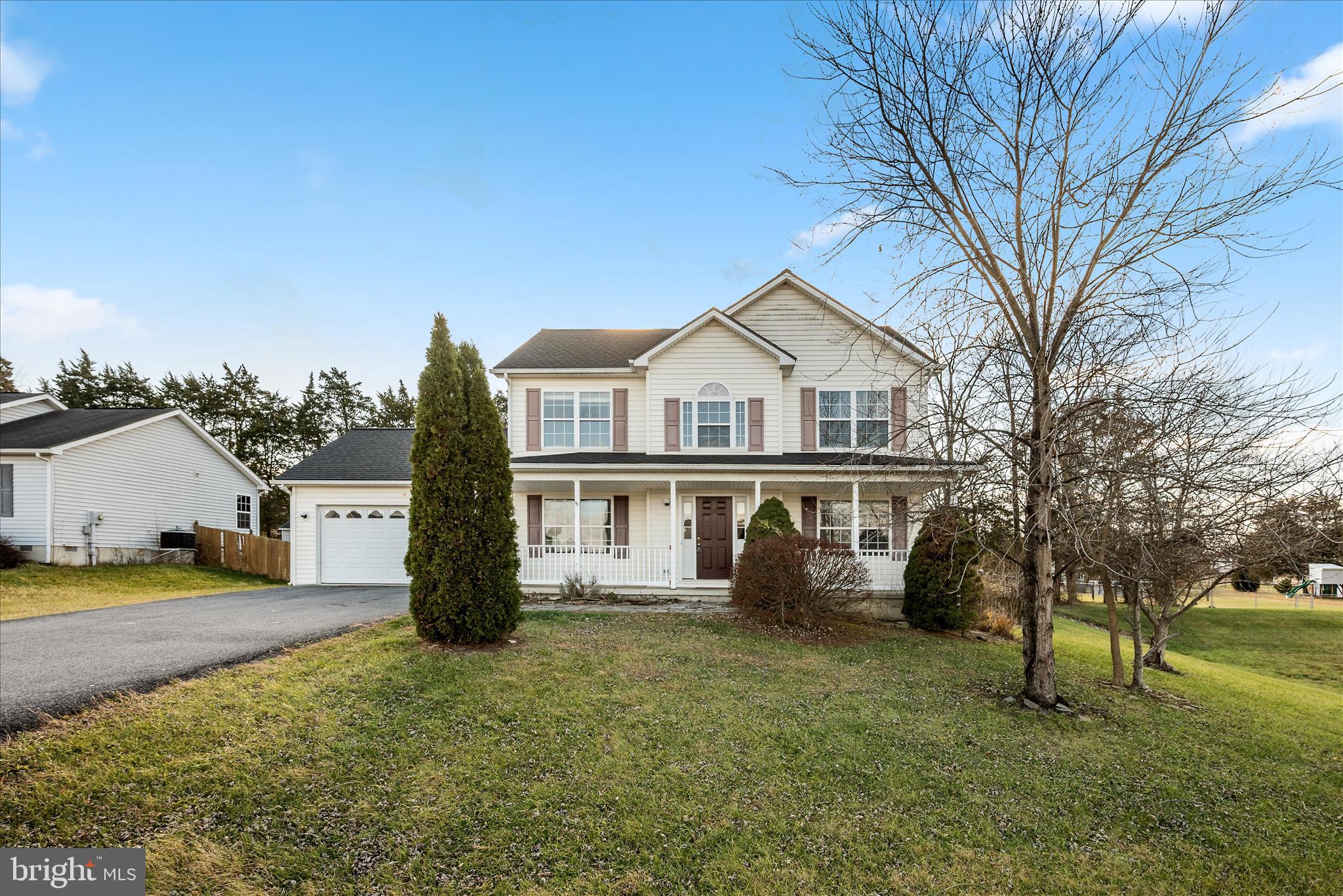 SPRING HILL - Residential