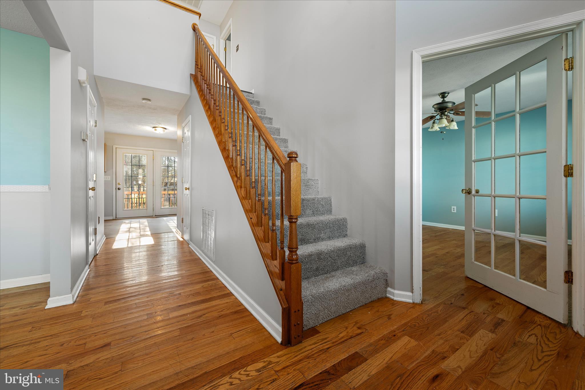 SPRING HILL - Residential