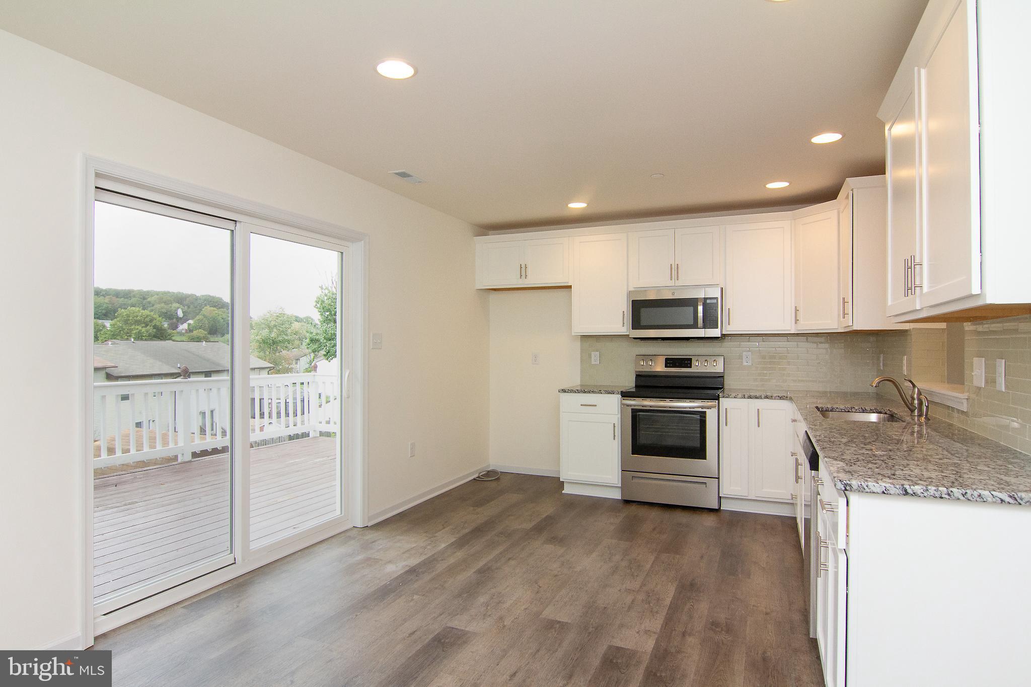 THE GREENS OF WESTMINSTER - Residential