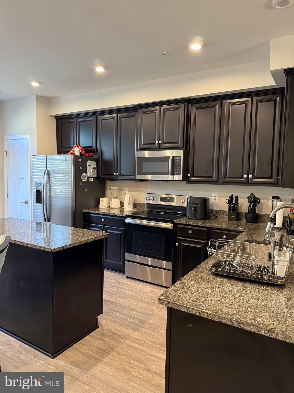 LARGO TOWN CENTER - Residential