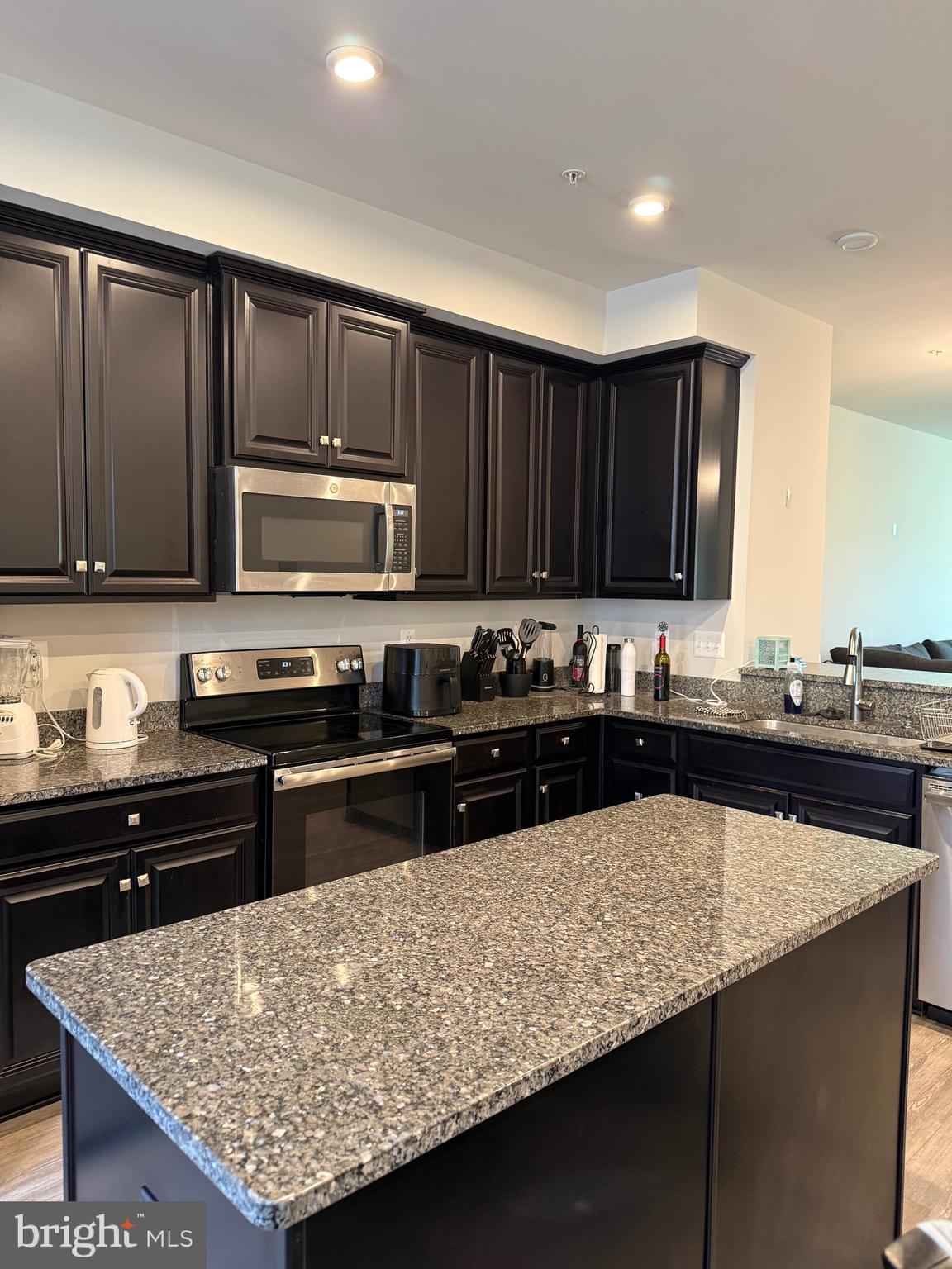 LARGO TOWN CENTER - Residential