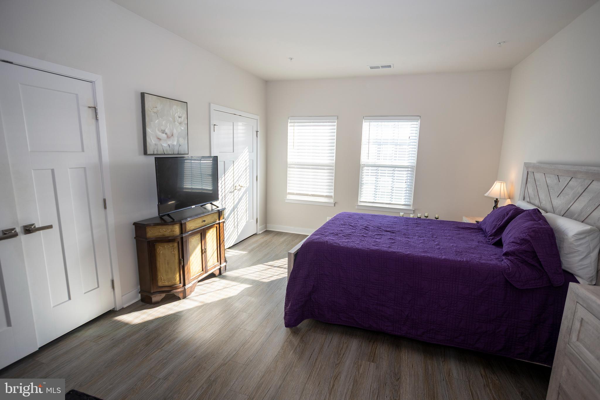 LARGO TOWN CENTER - Residential