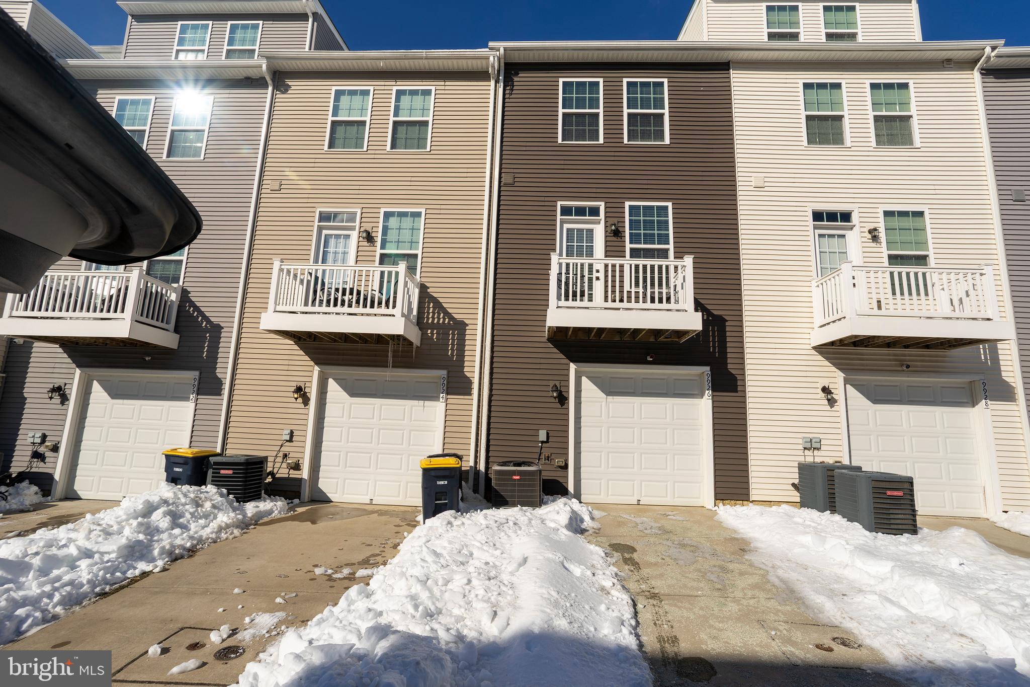 LARGO TOWN CENTER - Residential