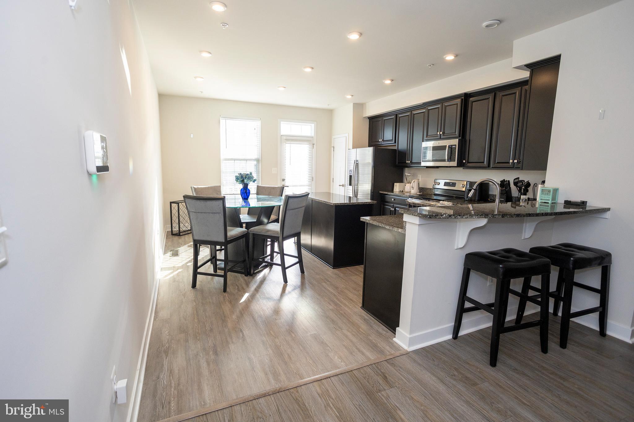 LARGO TOWN CENTER - Residential