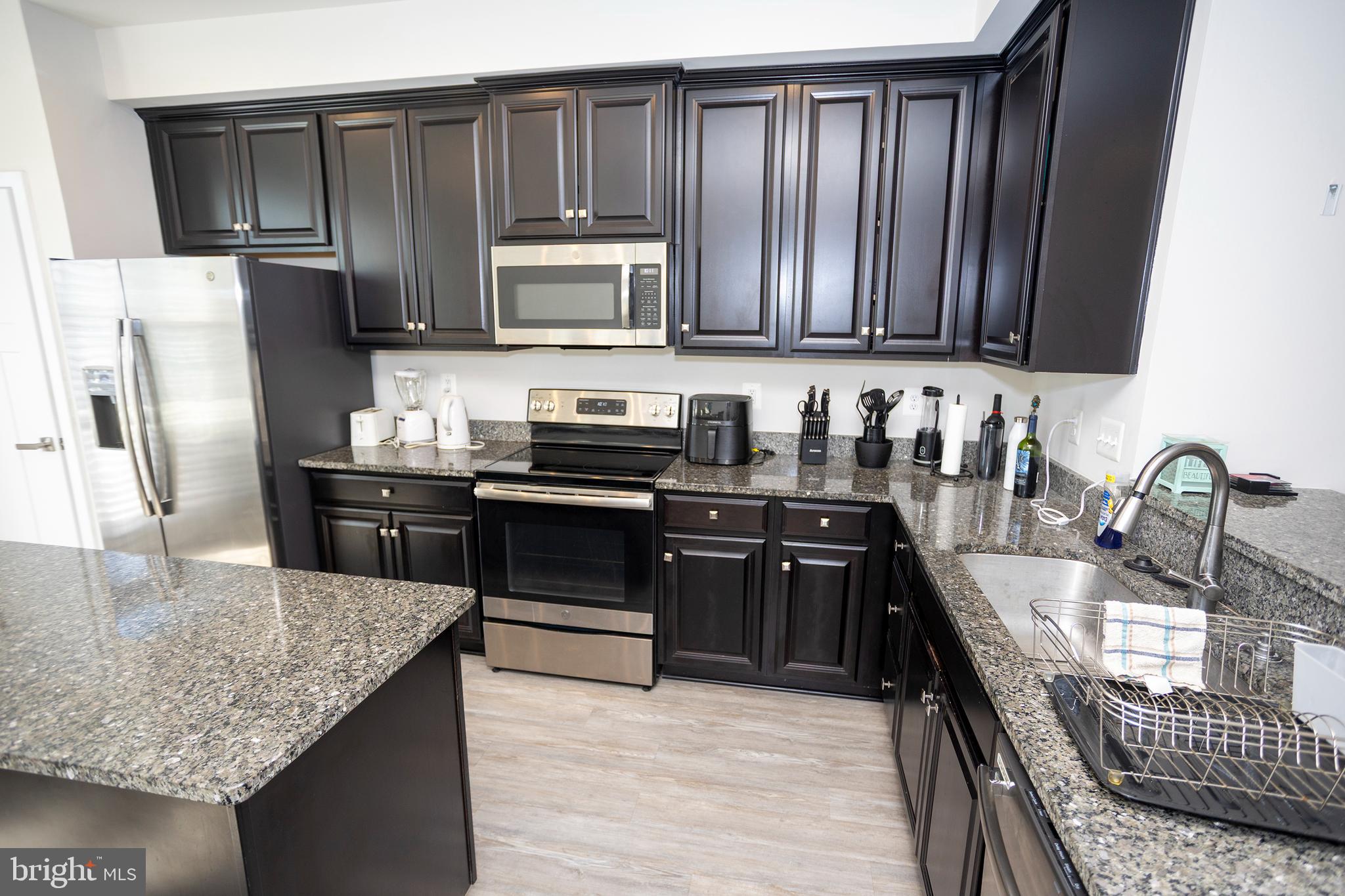 LARGO TOWN CENTER - Residential