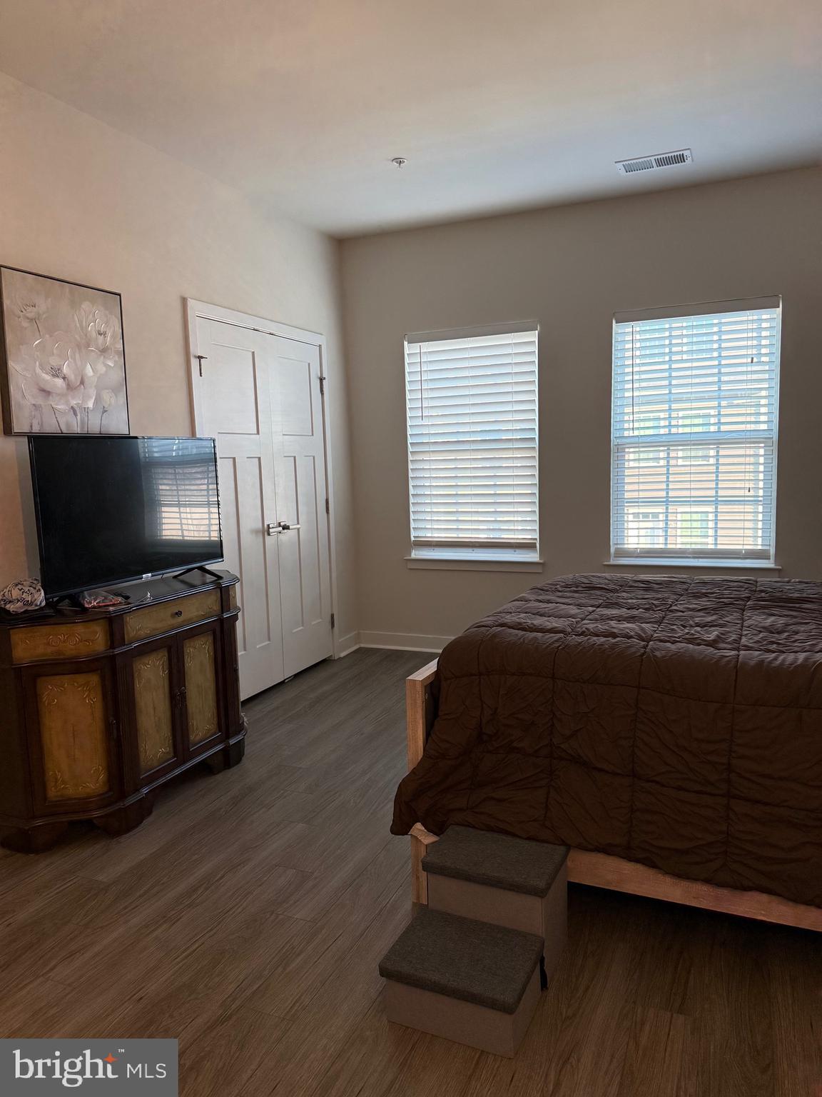 LARGO TOWN CENTER - Residential