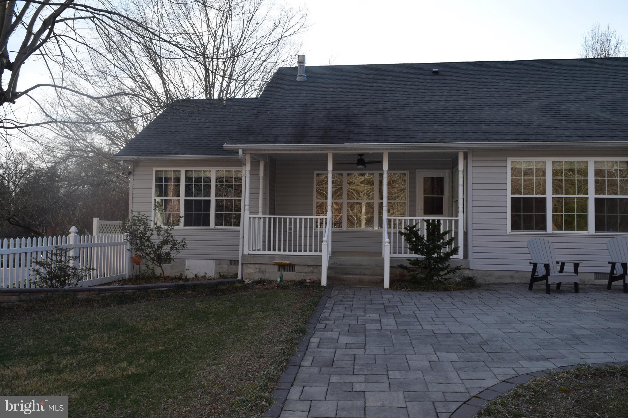 BRETON BAY ESTATES - Residential