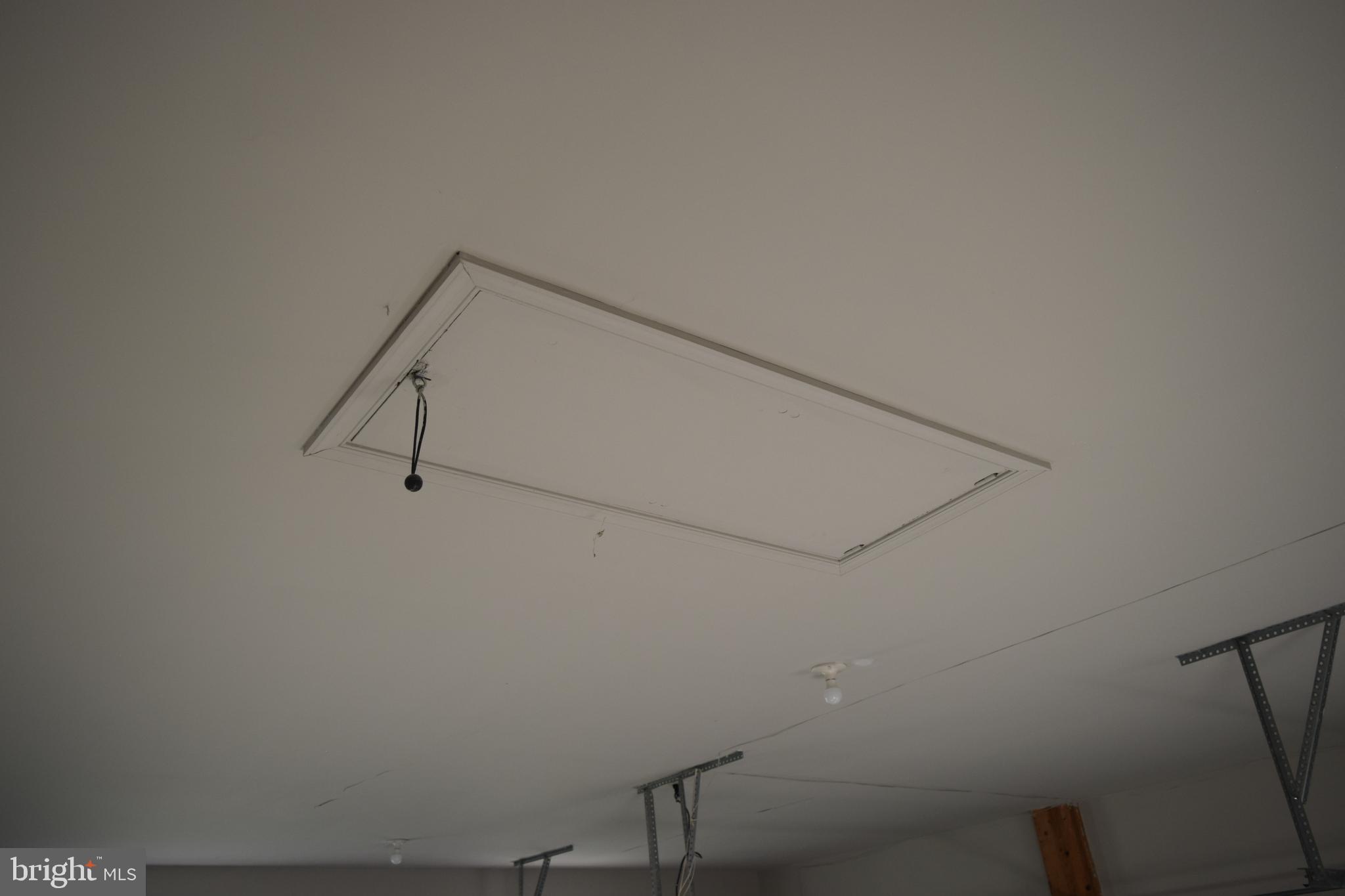 BRETON BAY ESTATES - Residential