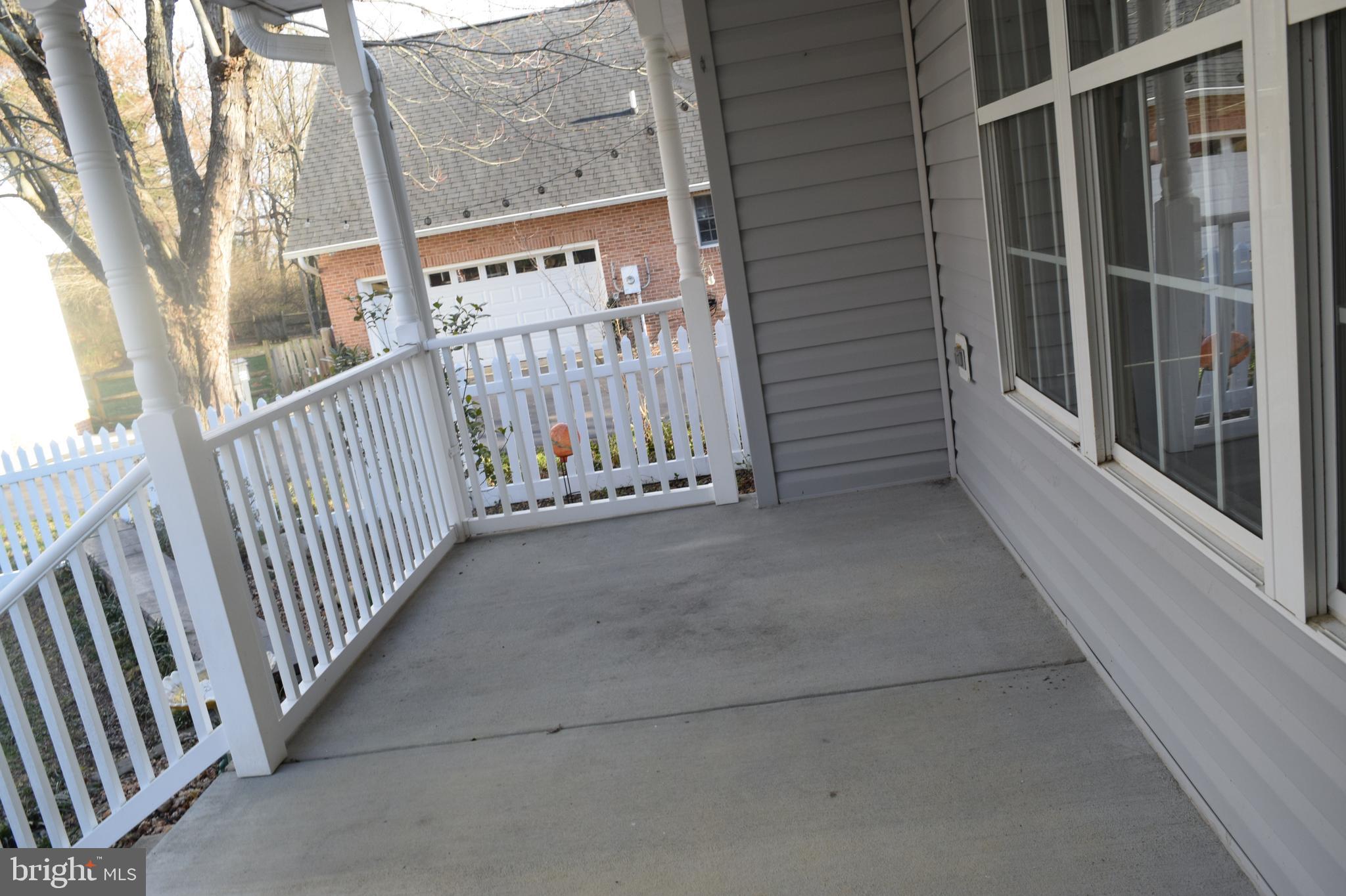 BRETON BAY ESTATES - Residential