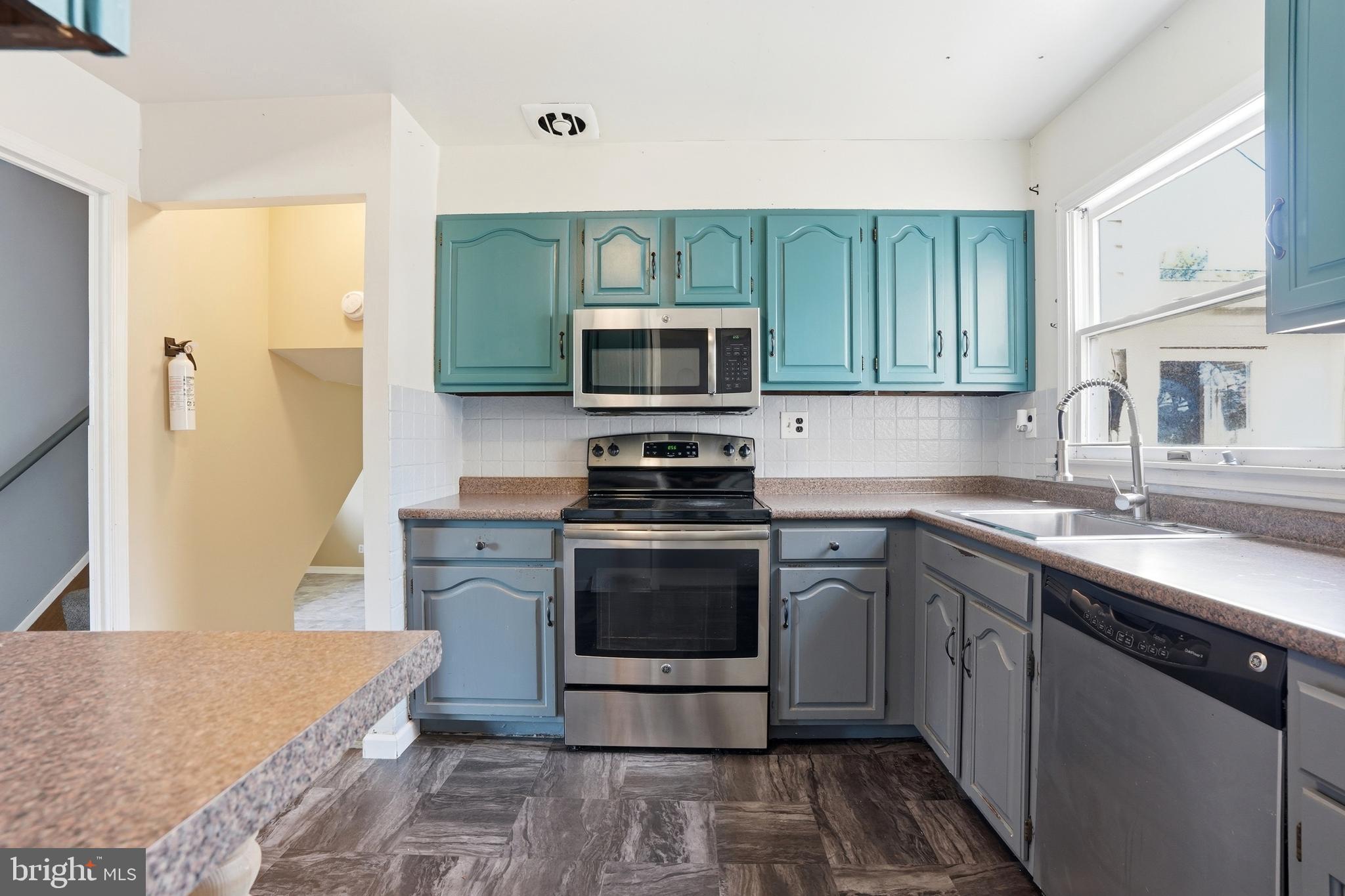 EDGE MEAD - Residential