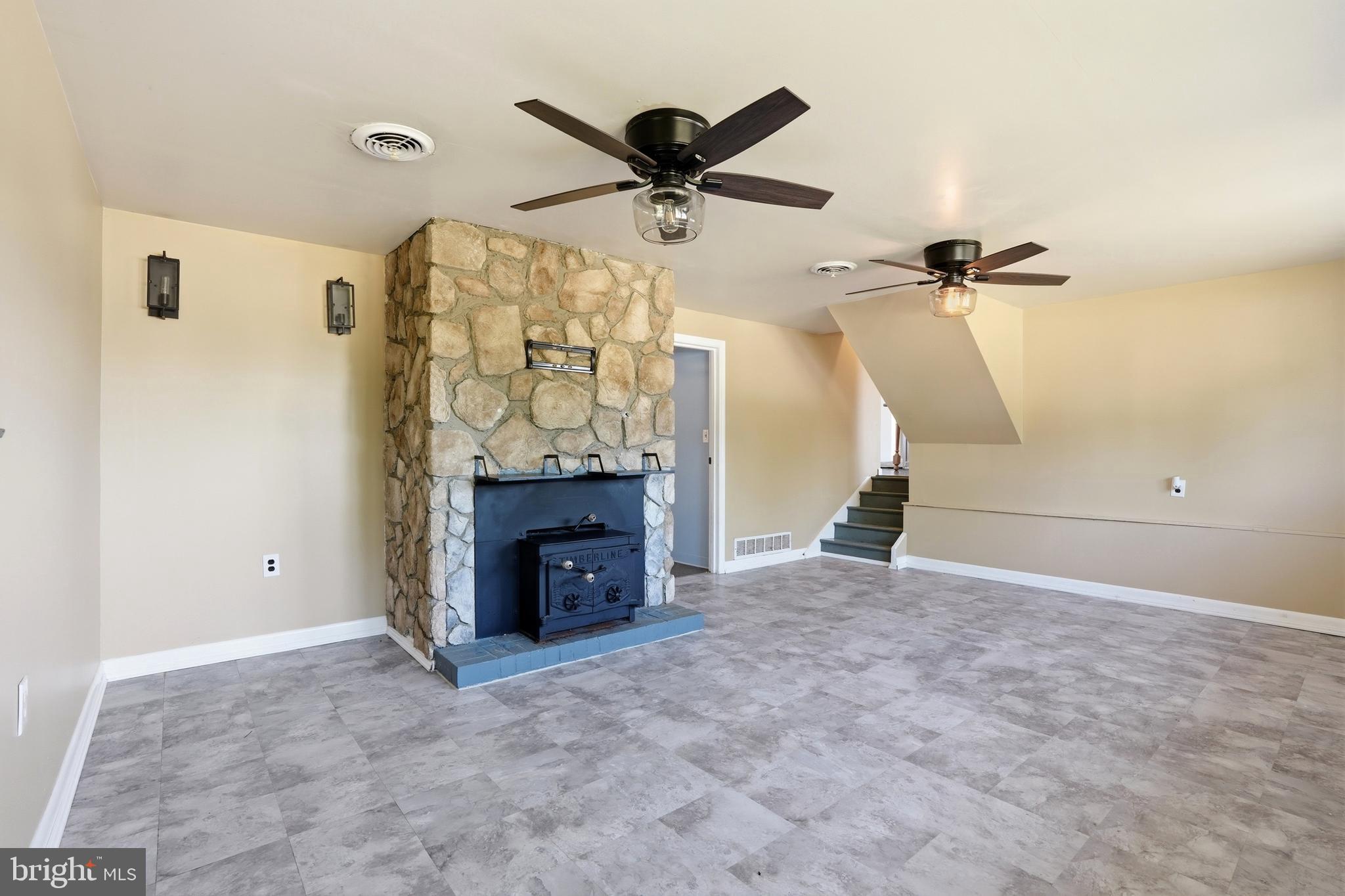 EDGE MEAD - Residential