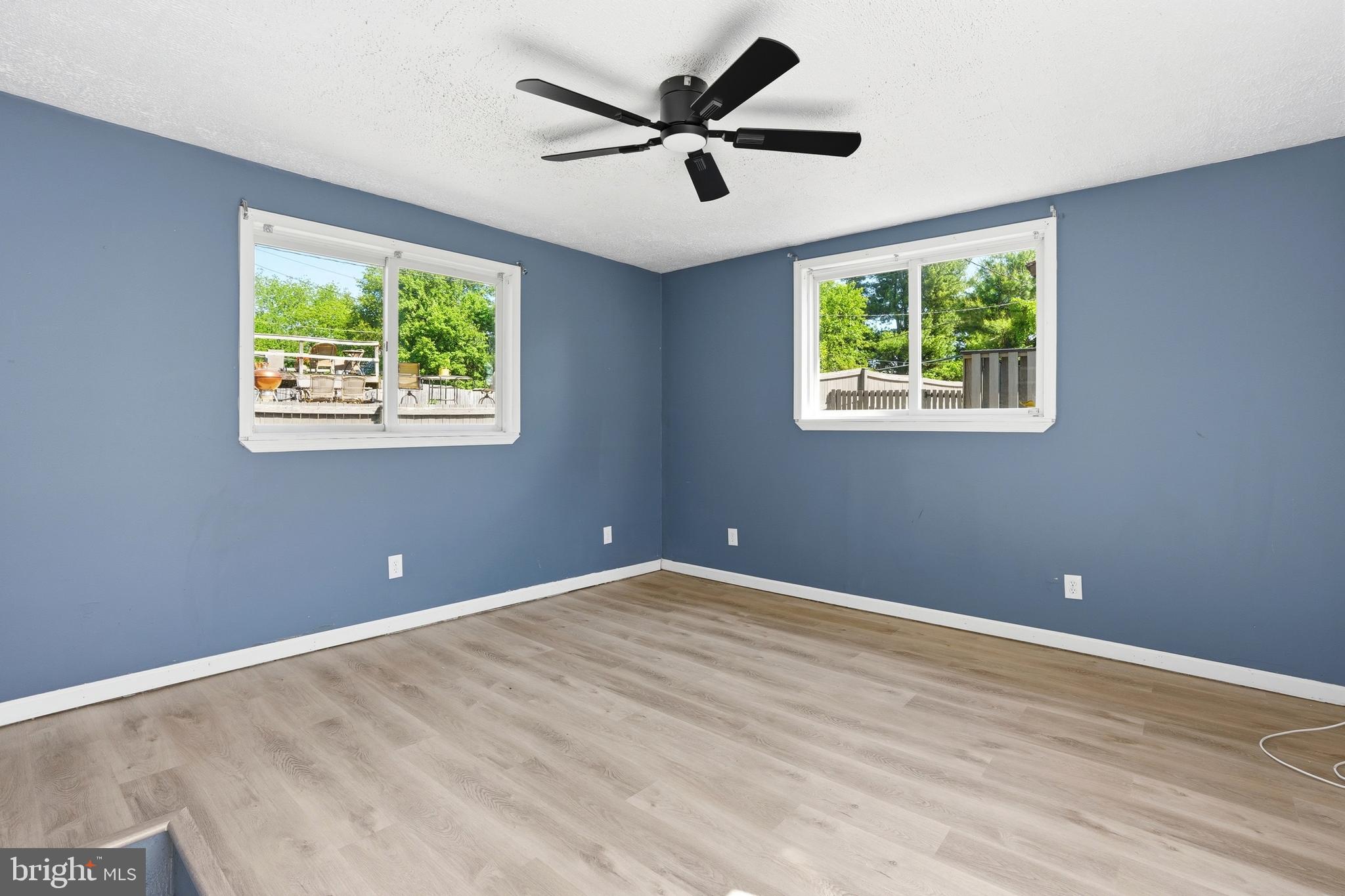 EDGE MEAD - Residential