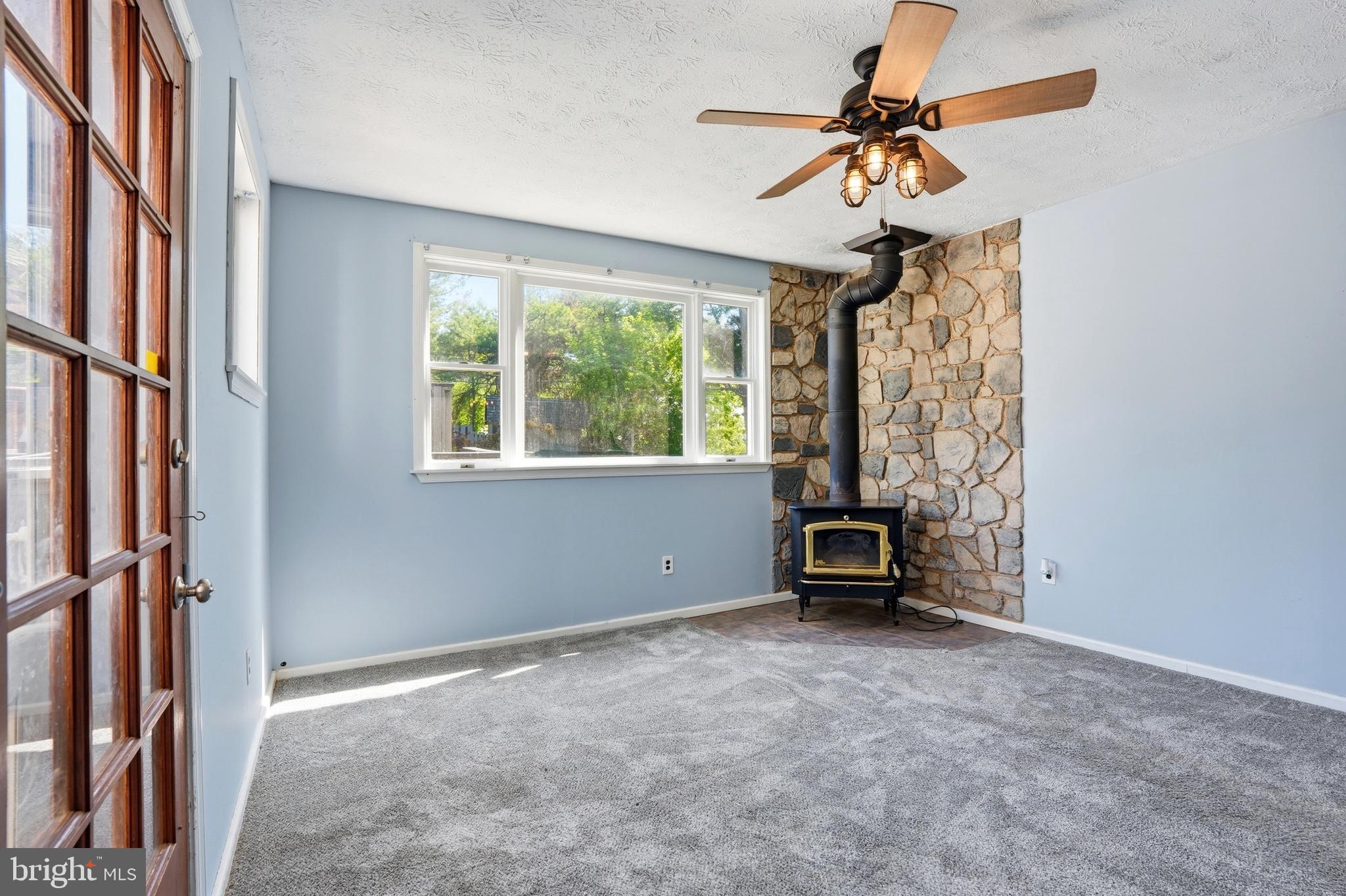 EDGE MEAD - Residential