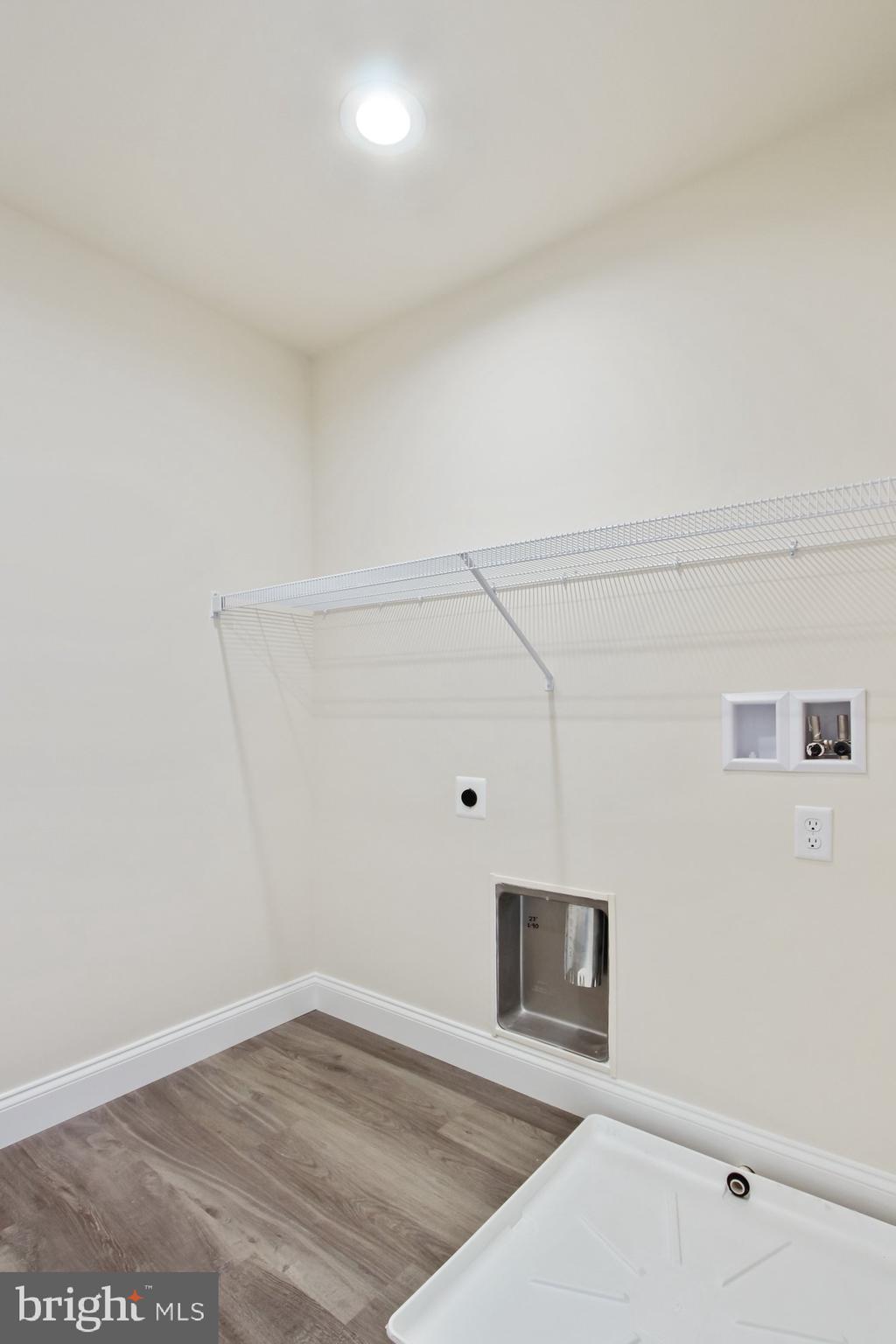 MILLWOOD HOMES AT BENNETT RUN - Residential