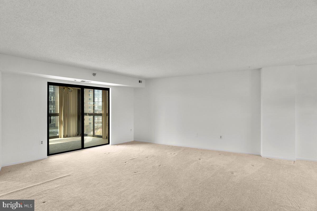 FAIRWAYS NORTH - Residential