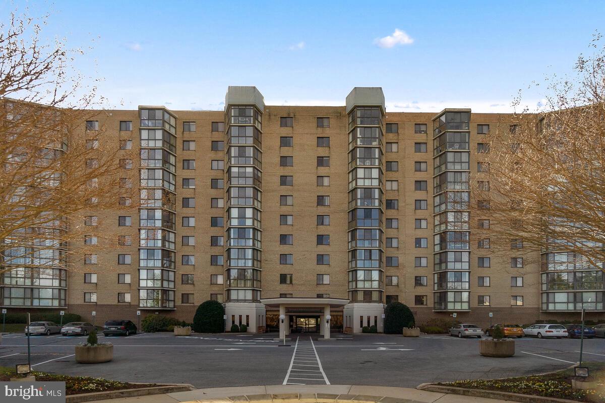 FAIRWAYS NORTH - Residential