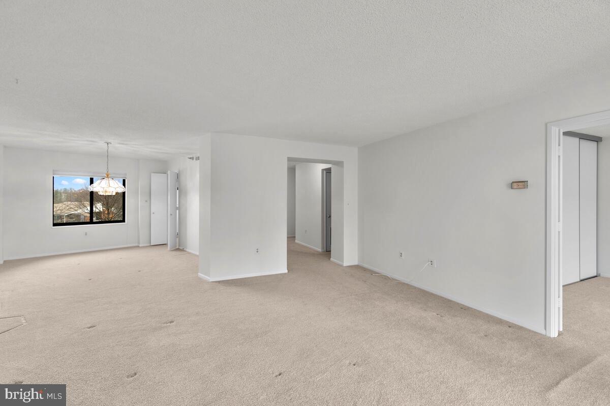 FAIRWAYS NORTH - Residential