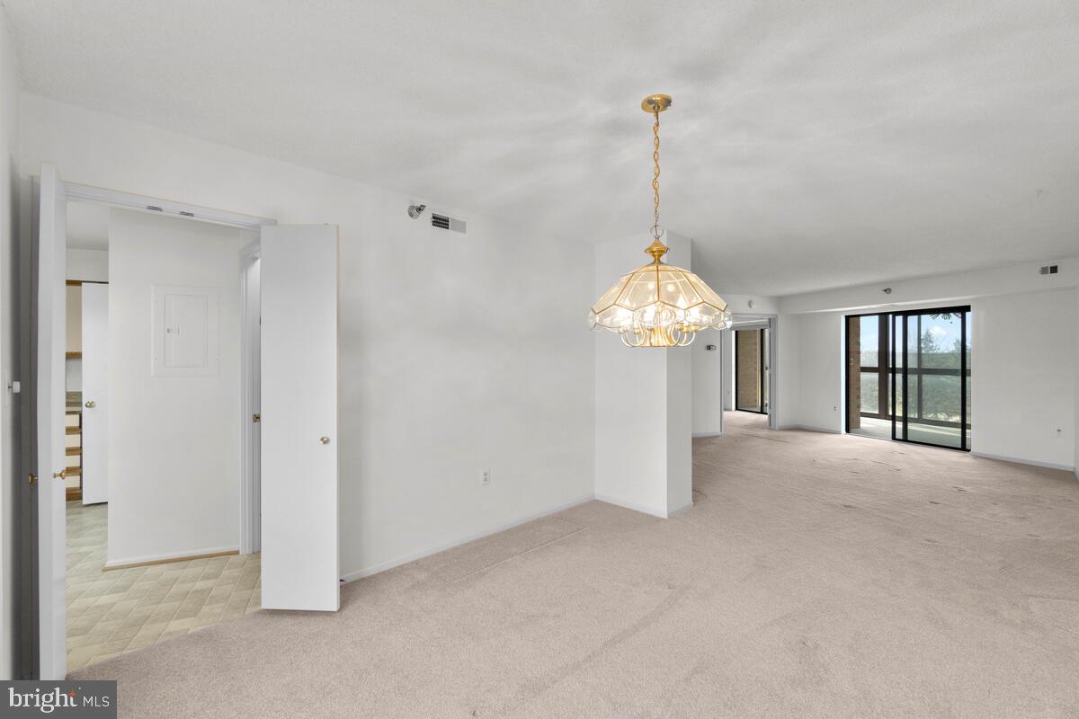 FAIRWAYS NORTH - Residential