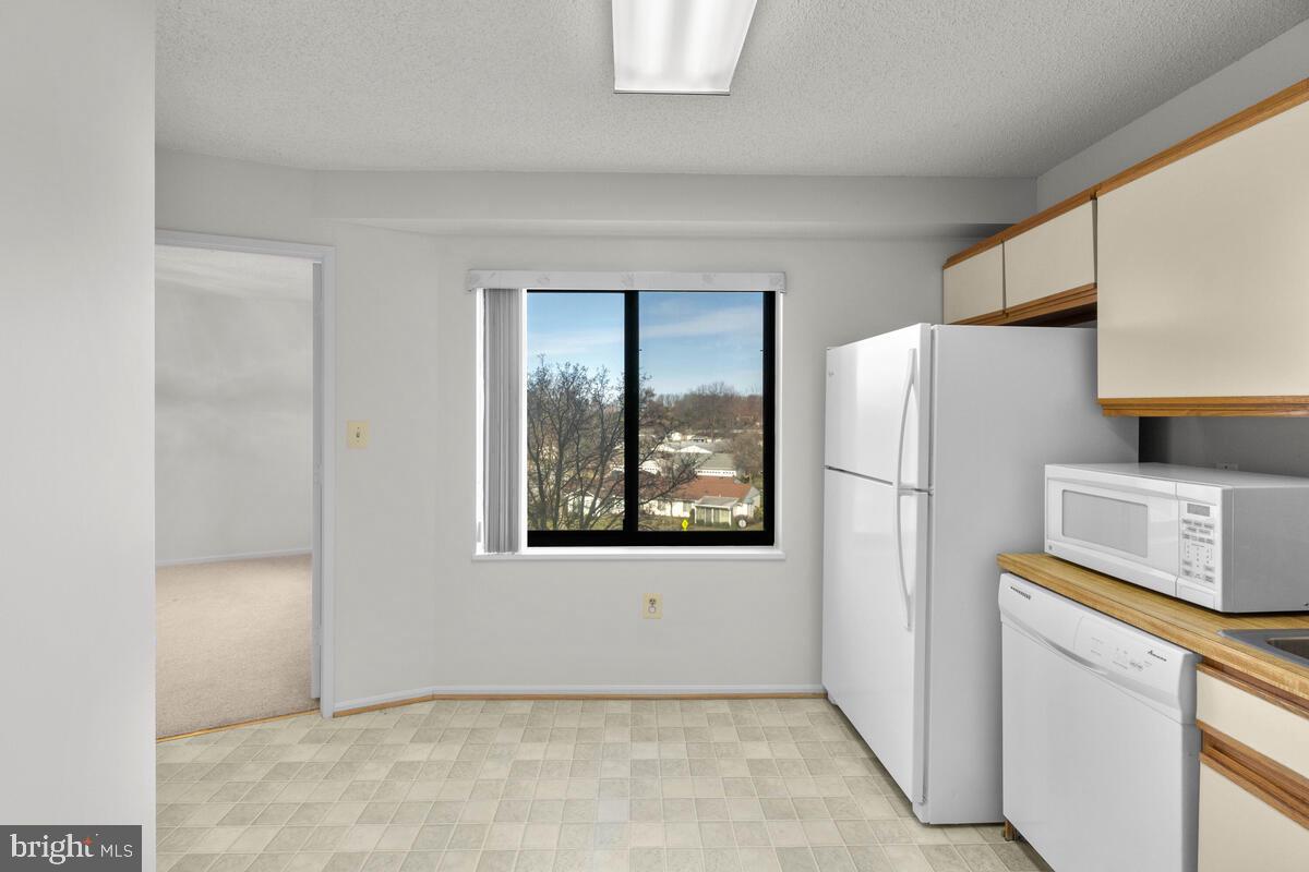 FAIRWAYS NORTH - Residential