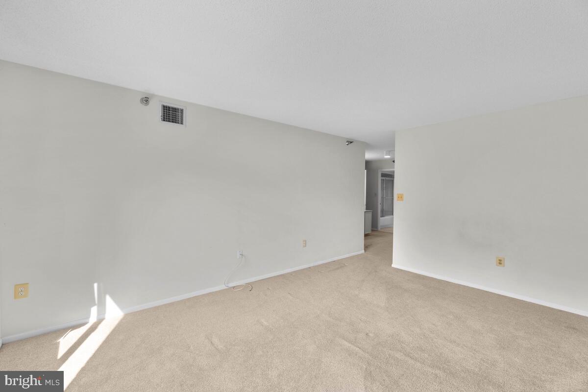 FAIRWAYS NORTH - Residential