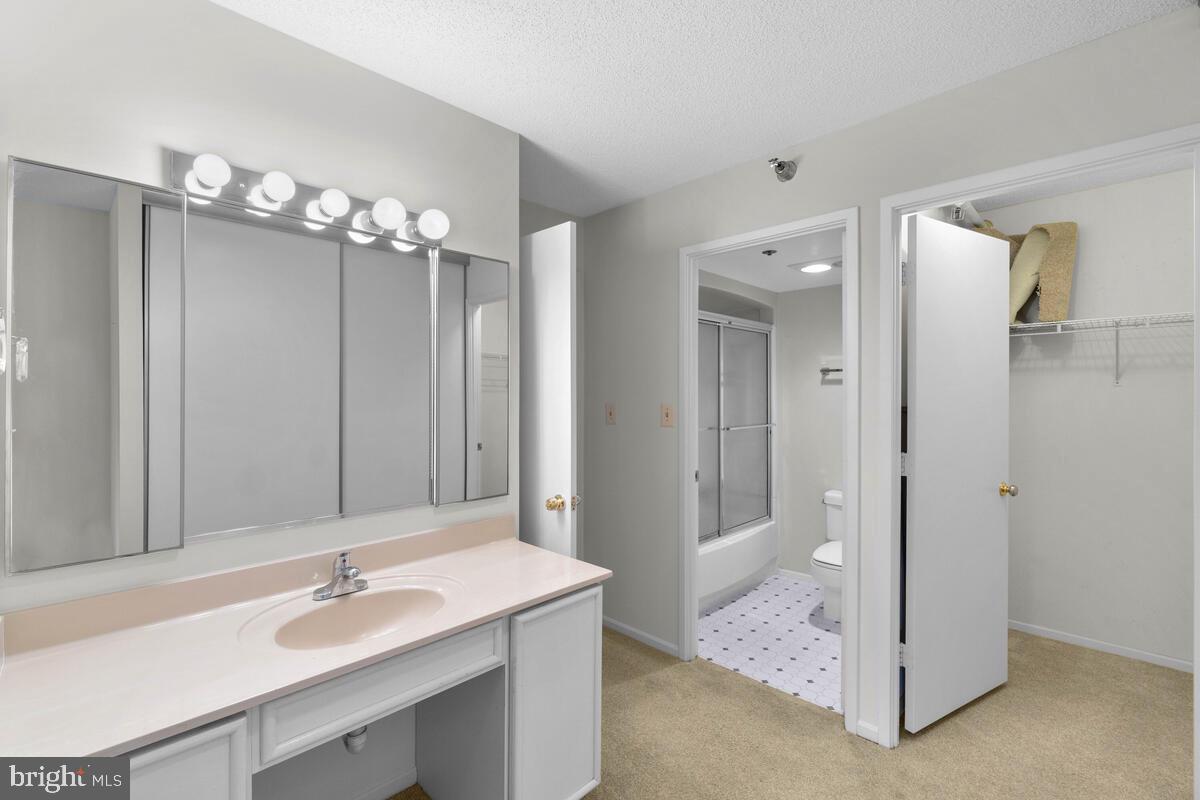 FAIRWAYS NORTH - Residential