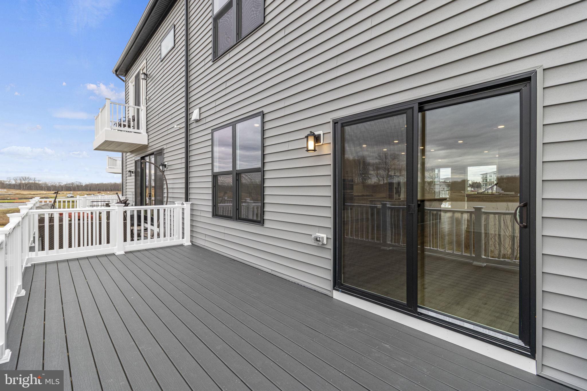 SOUTHLAKE - Residential