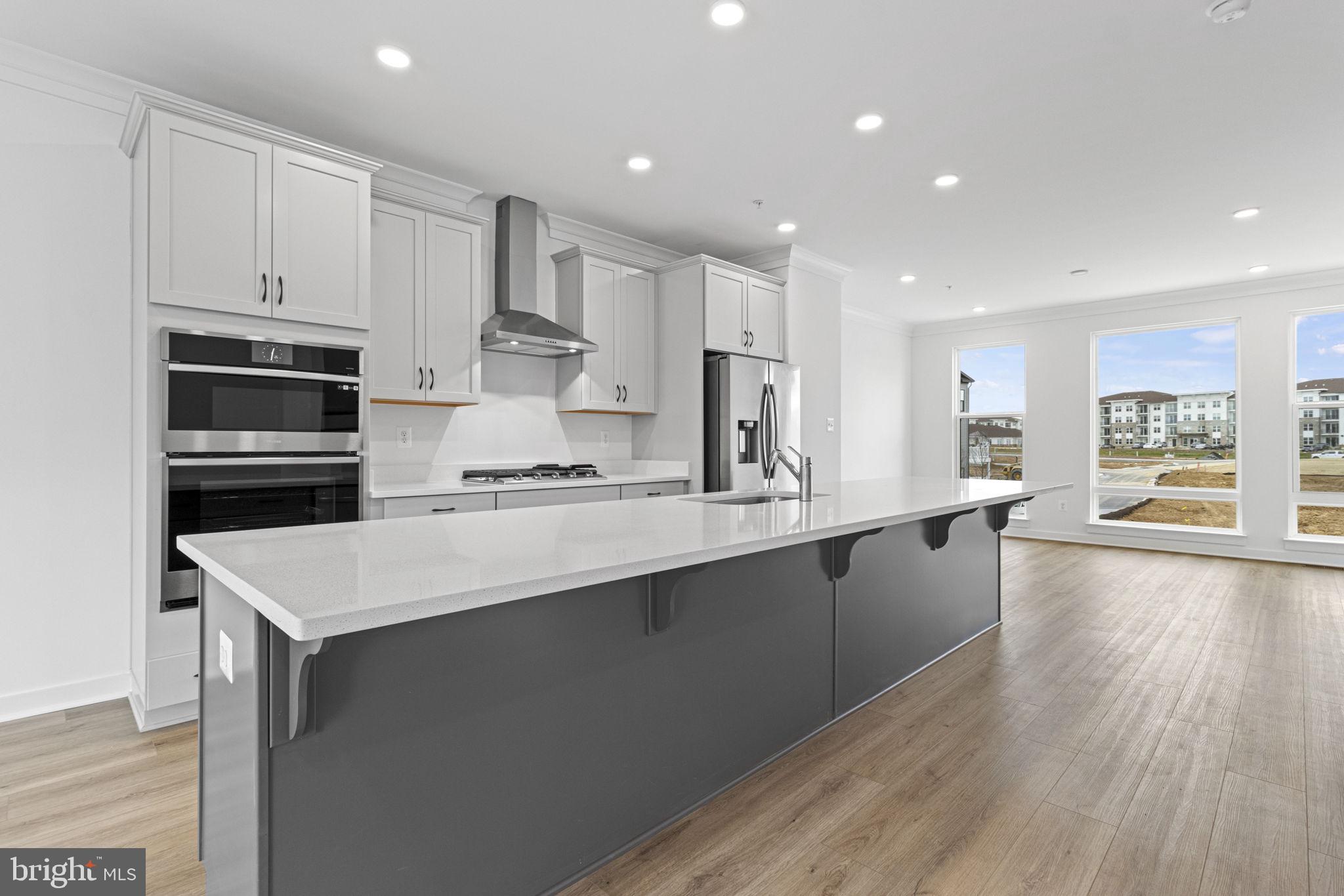 SOUTHLAKE - Residential