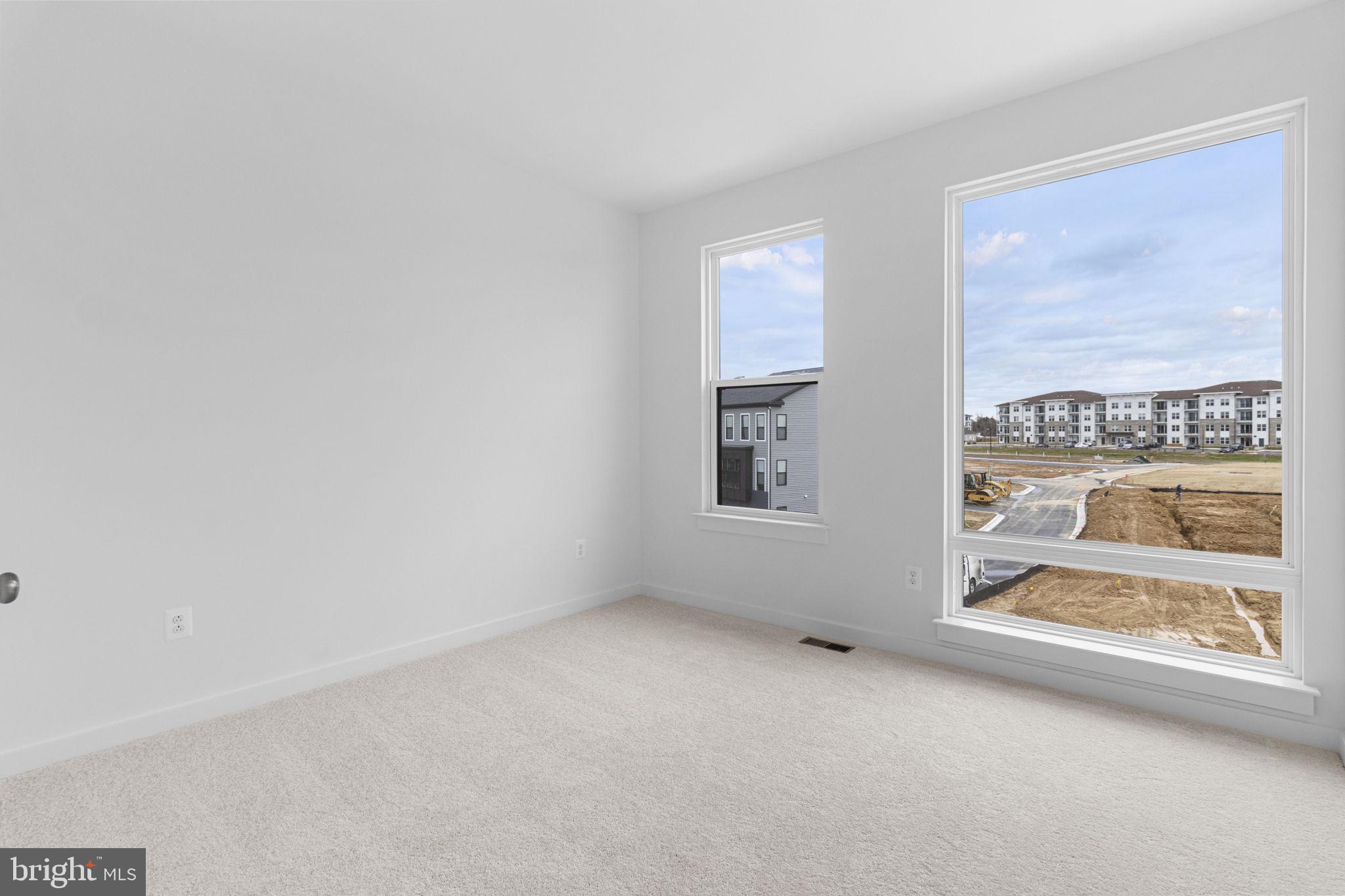 SOUTHLAKE - Residential