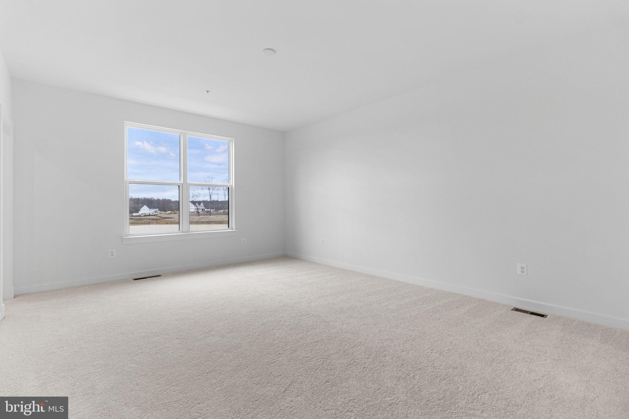 SOUTHLAKE - Residential