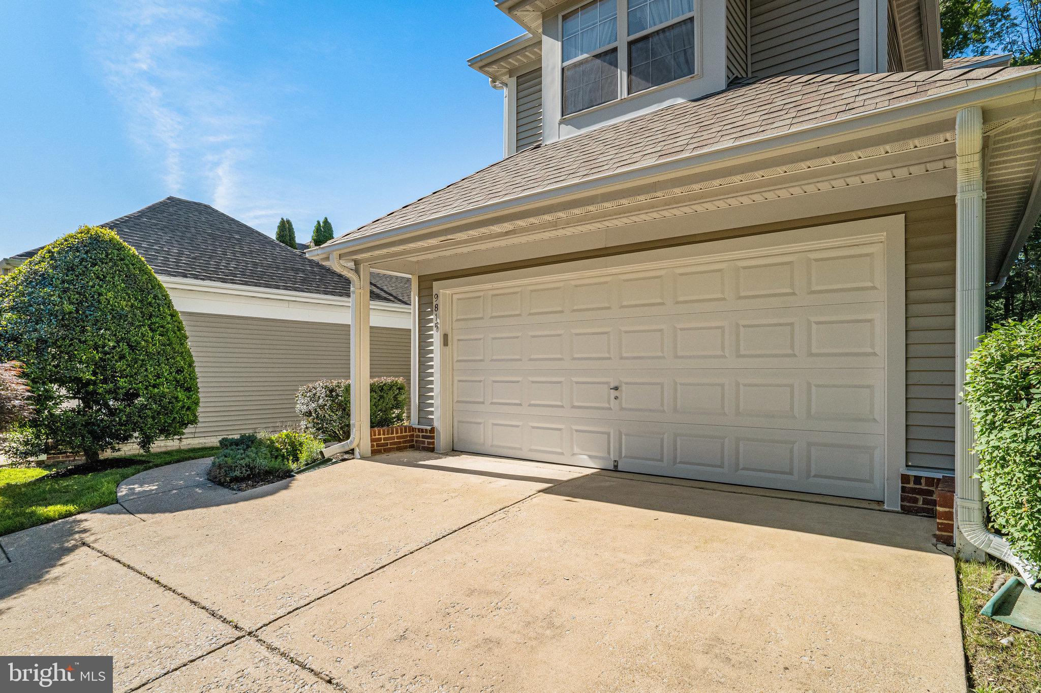 9815 BOLTON VILLAGE COURT
