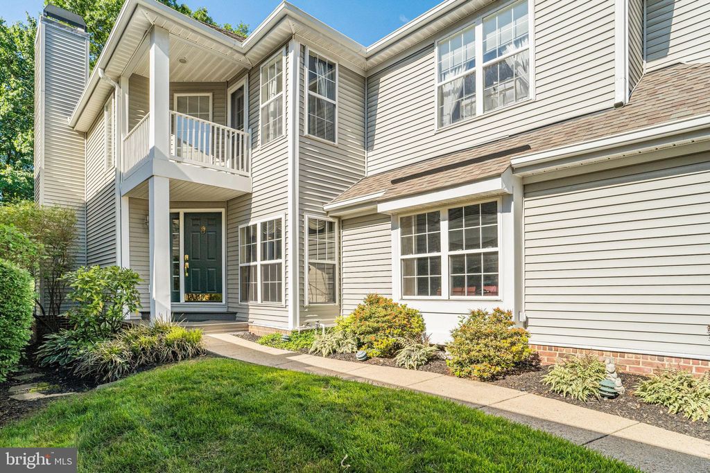 Photo of 9815 Bolton Village Court, FAIRFAX, VA 22032 (MLS # VAFC2007146)