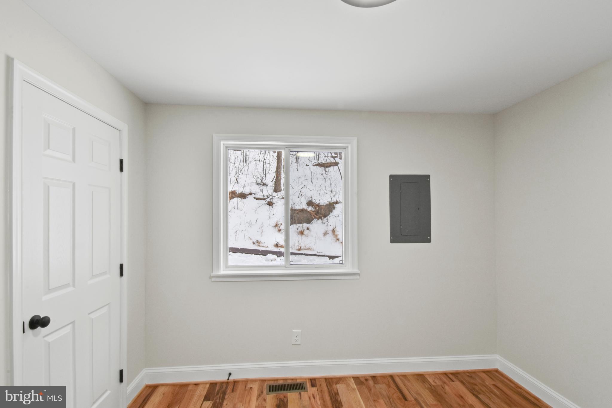 BUCK HILL DEVELOPMENT - Residential