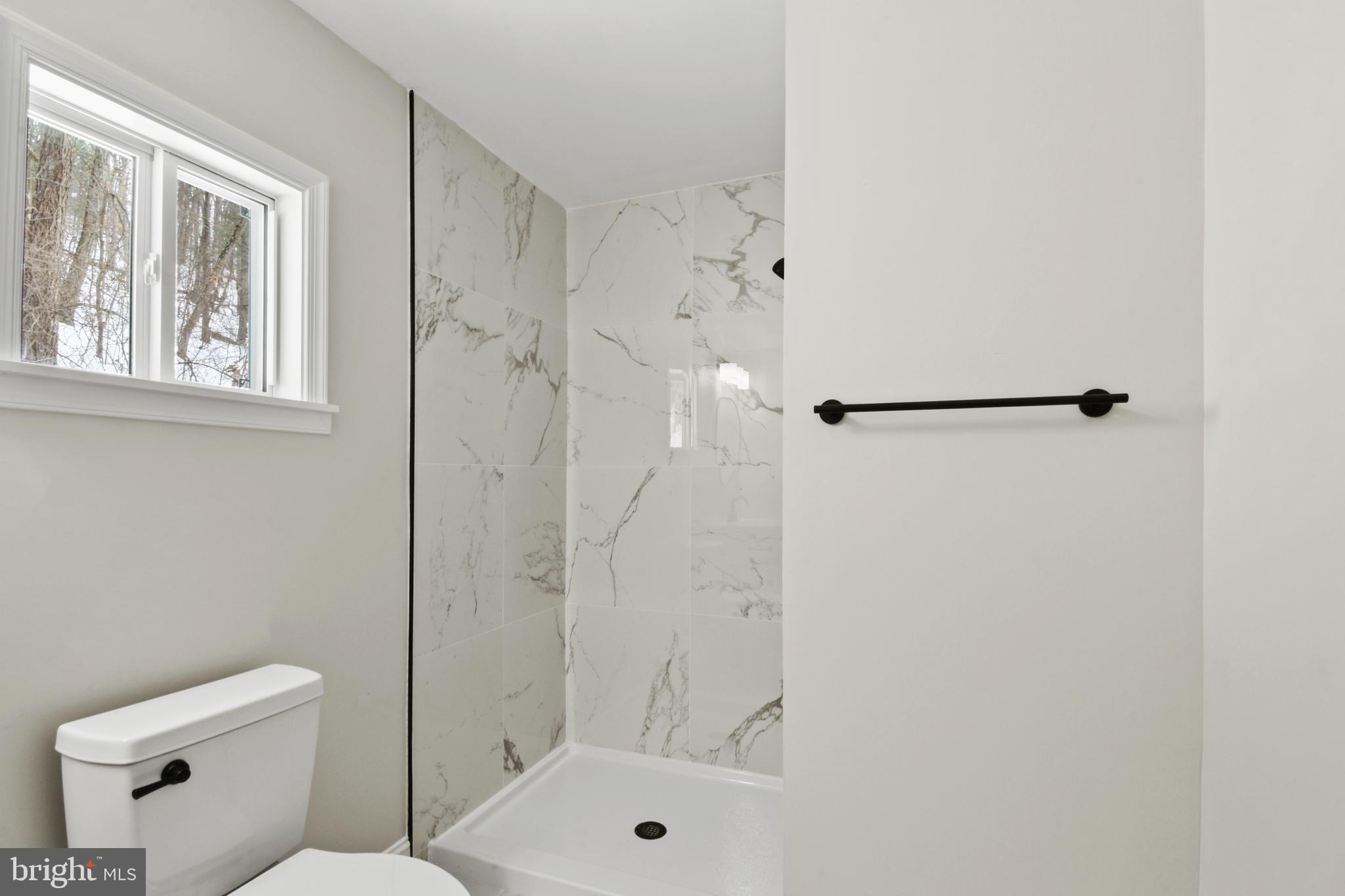 BUCK HILL DEVELOPMENT - Residential