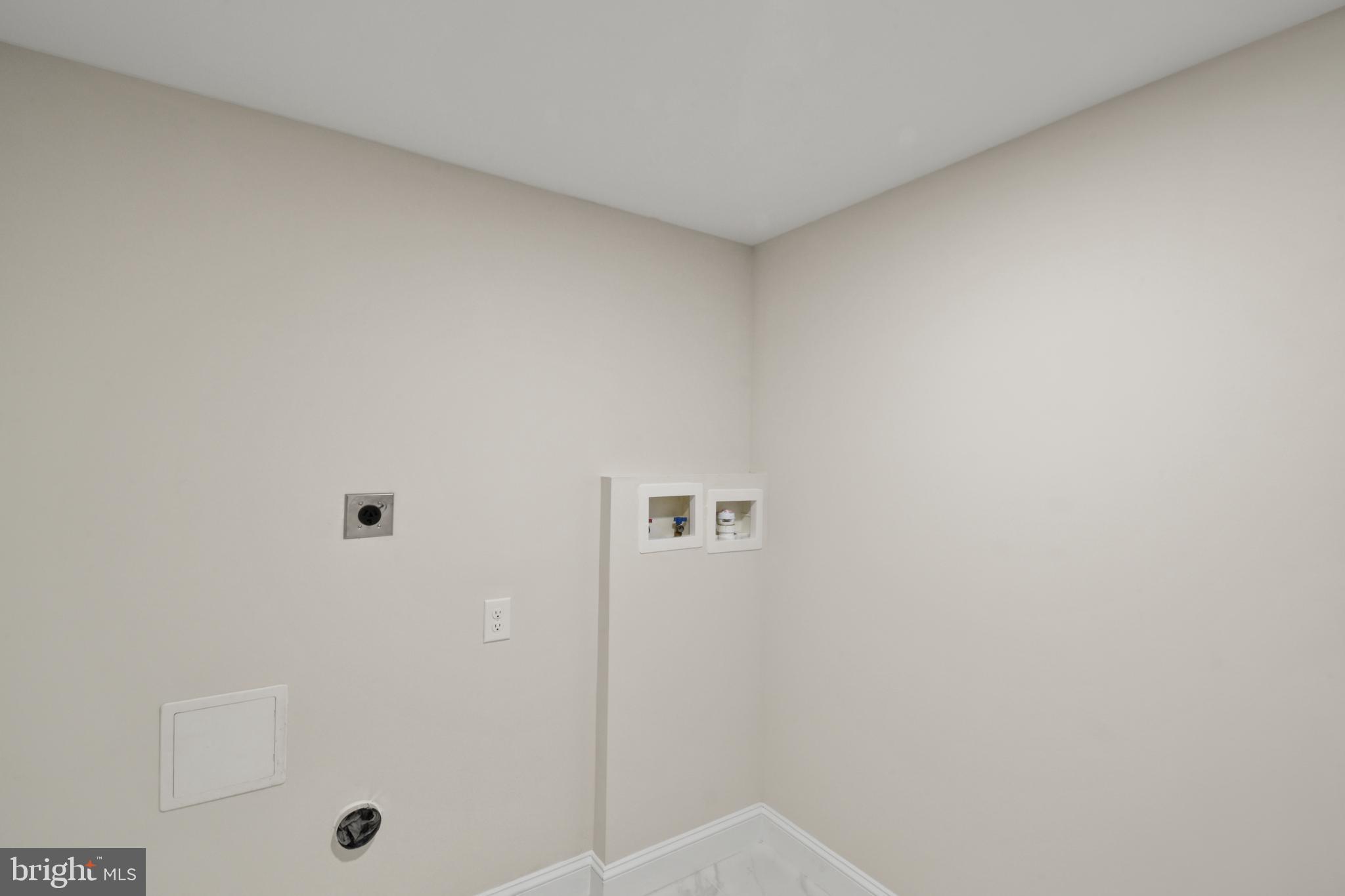 BUCK HILL DEVELOPMENT - Residential