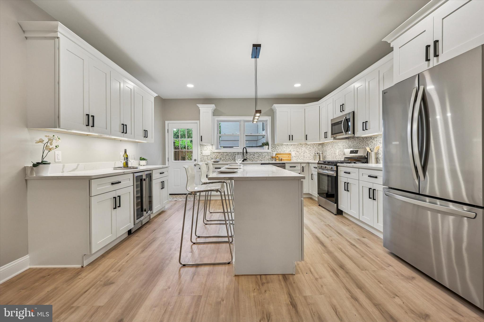 ROXBOROUGH - Residential