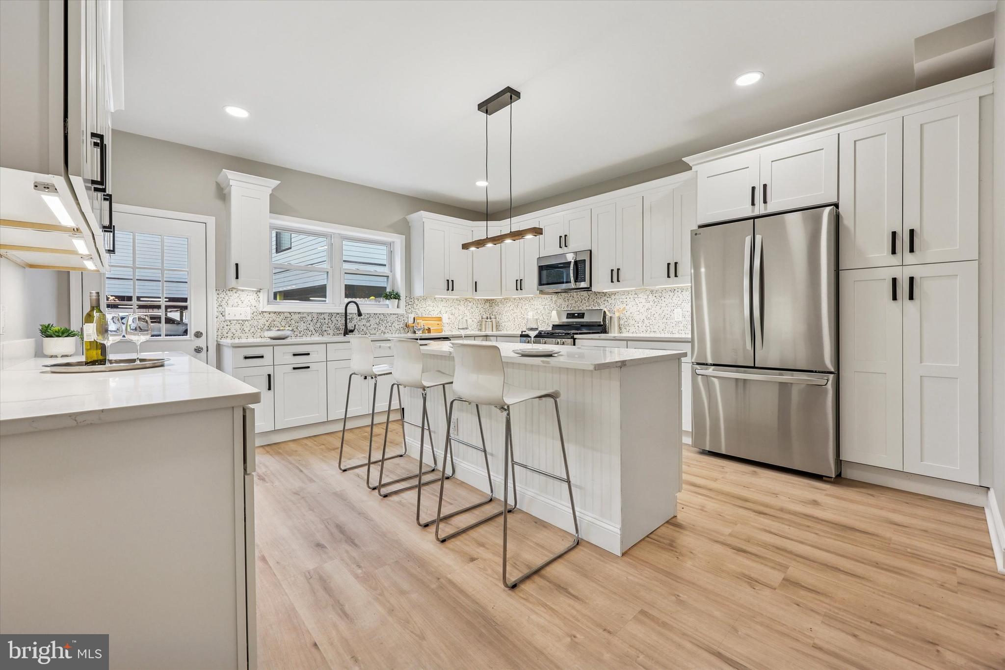 ROXBOROUGH - Residential