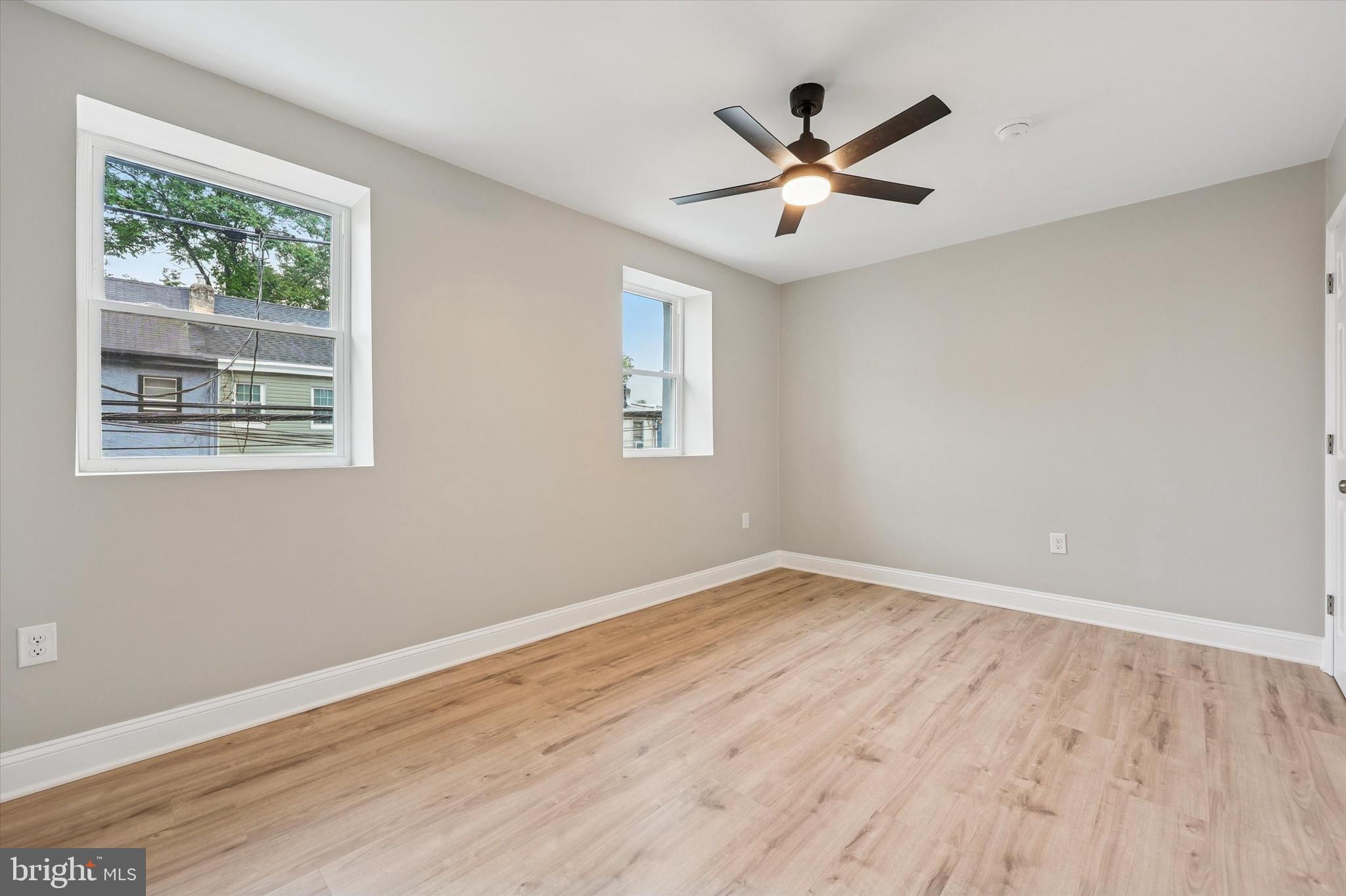 ROXBOROUGH - Residential