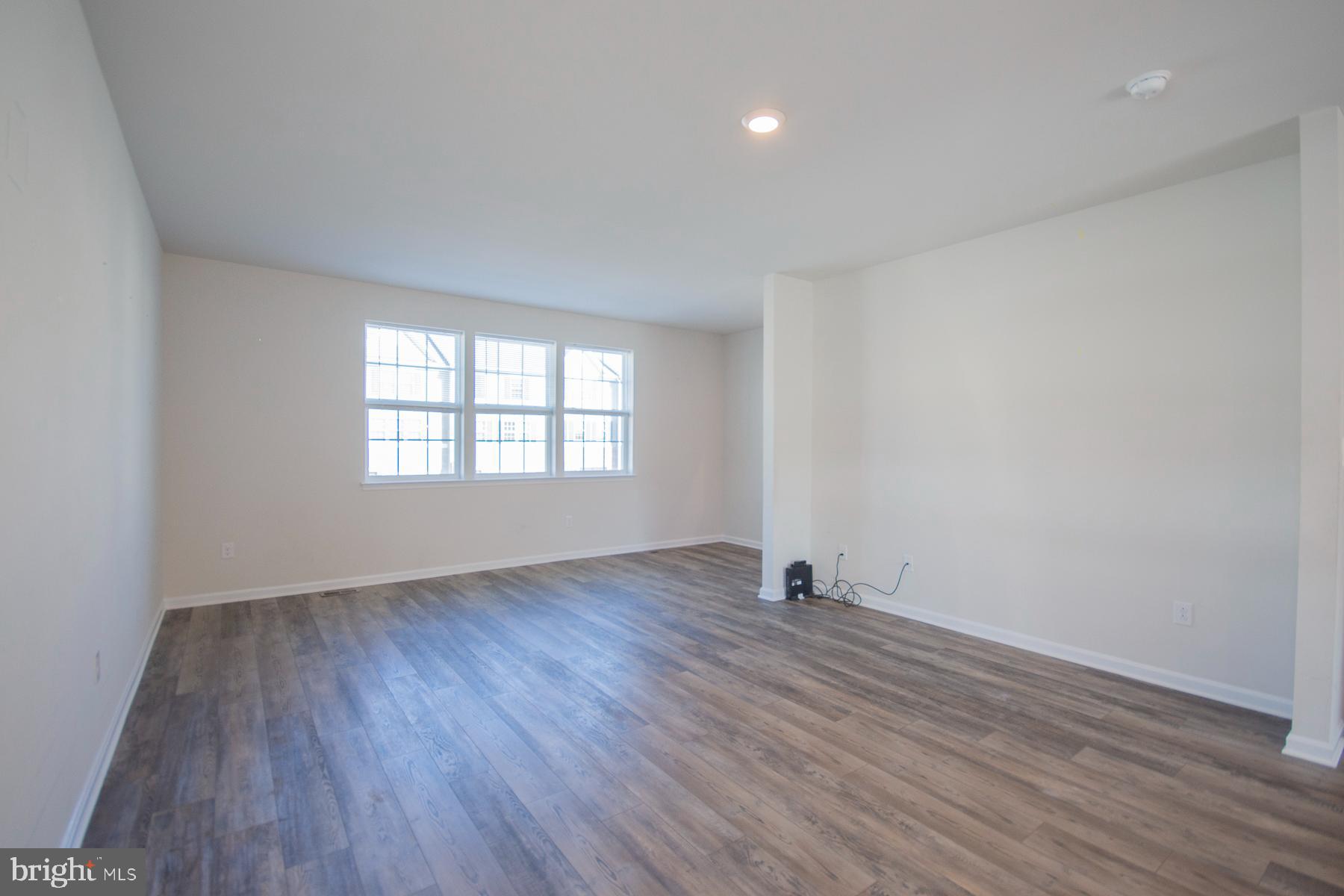 BERKELEY RIDGE - Residential