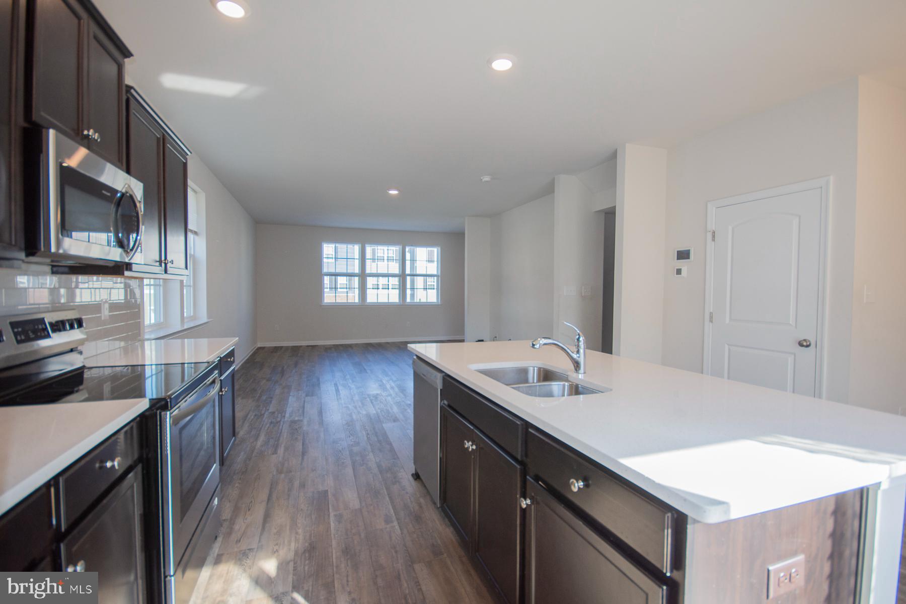 BERKELEY RIDGE - Residential