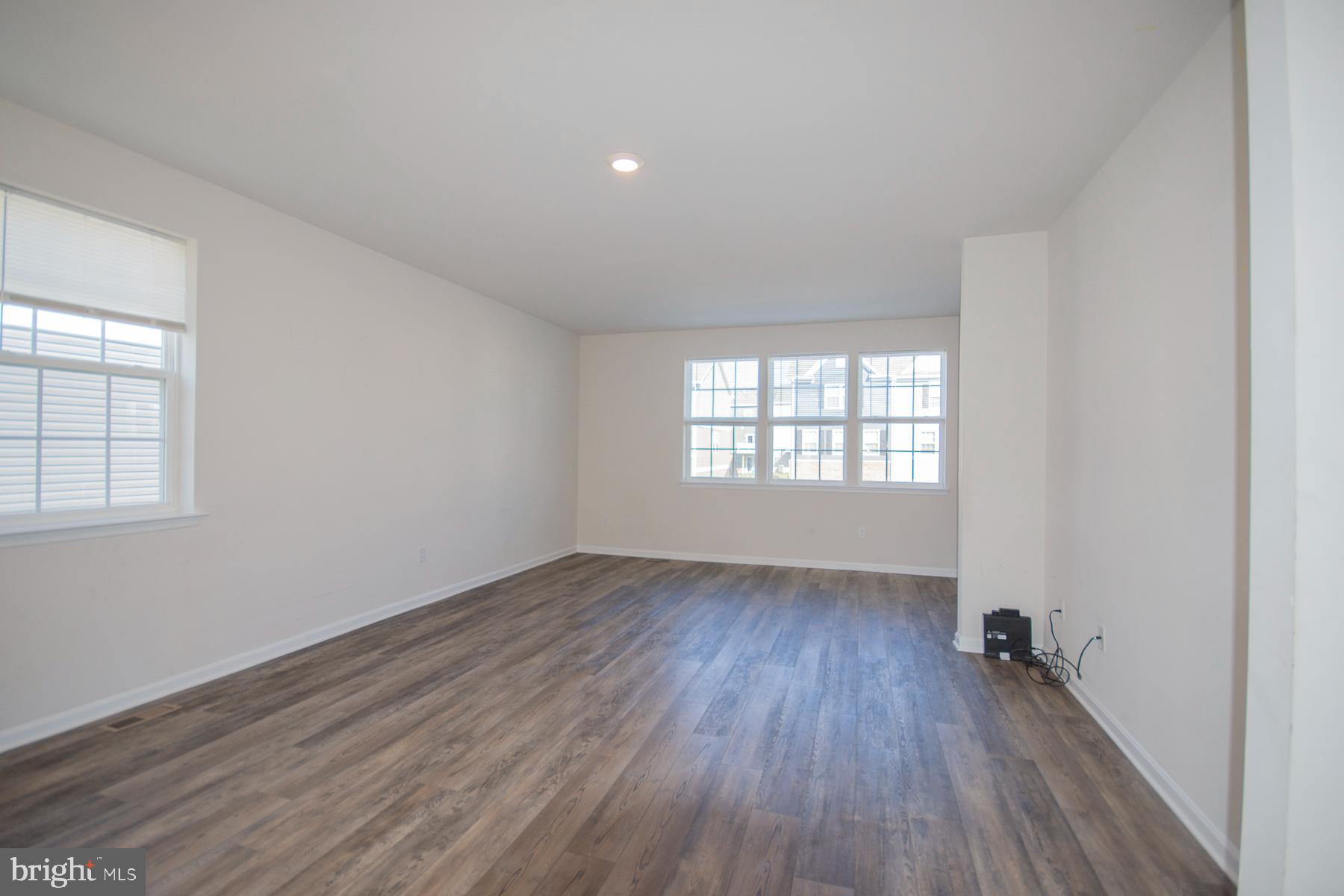 BERKELEY RIDGE - Residential