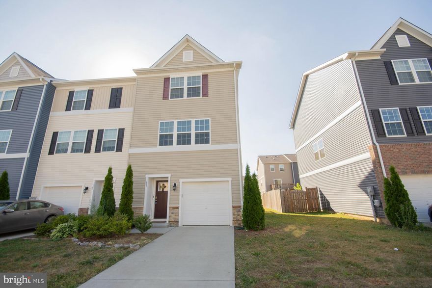 Welcome to your dream home in the Berkeley Ridge community! This end-unit townhome boasts a spacious open concept on the main level, ideal for relaxing and entertaining. The kitchen is a chef's delight with plenty of cabinet space, a pantry, granite countertops, stainless steel appliances, and an eat-in area that opens to a deck perfect for grilling and chilling. Upstairs, you'll find a convenient laundry area, 3 bedrooms, and 2 full baths, including the luxurious owner's suite. The finished rec room in the basement leads out to the backyard, offering extra space for fun and relaxation. A 1-car garage adds convenience. Located just off I-81, this community is close to schools, shops, medical facilities, and restaurants. Plus, it includes a 1-year home warranty for peace of mind. Don’t miss this gem!