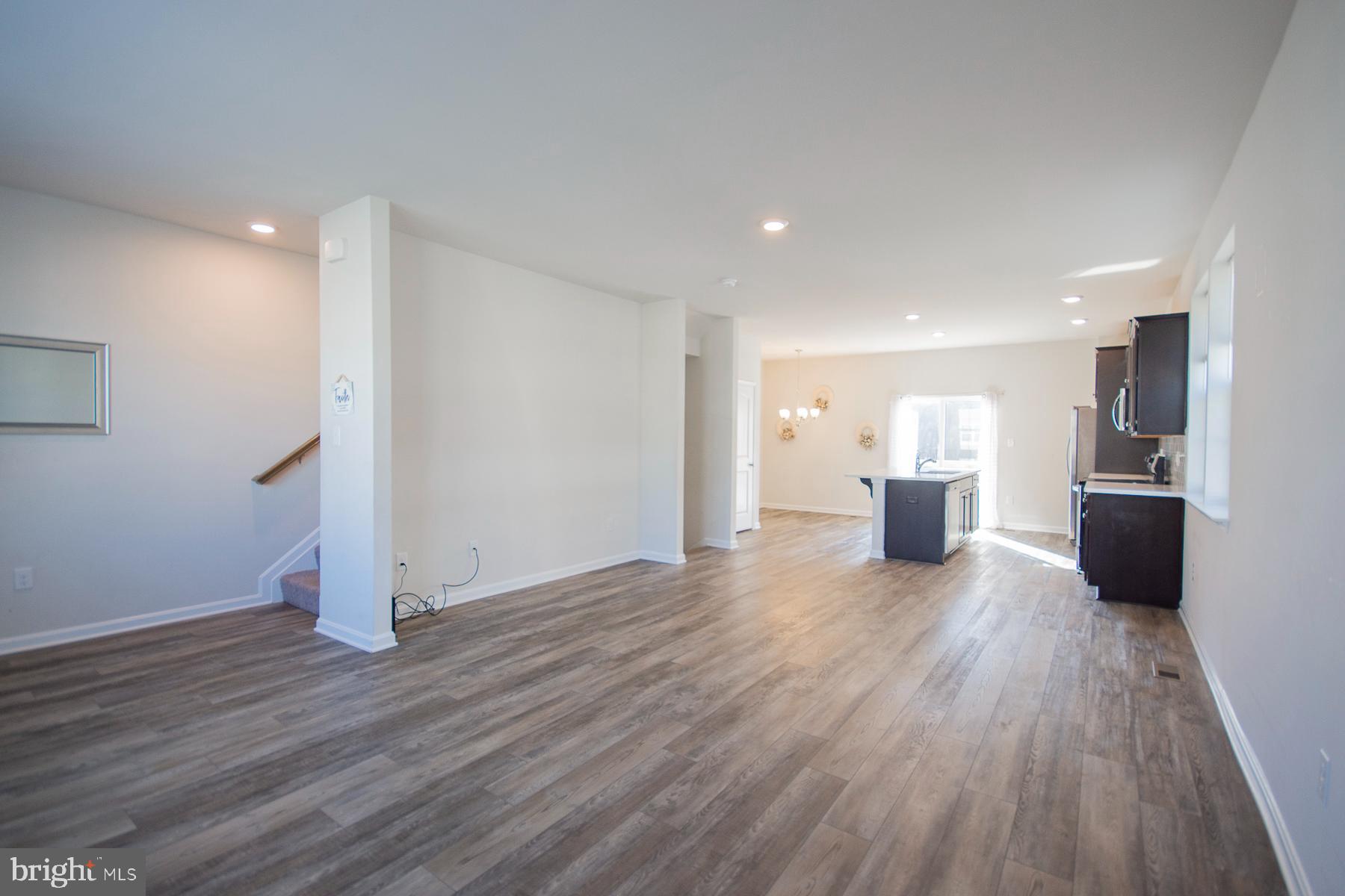 BERKELEY RIDGE - Residential